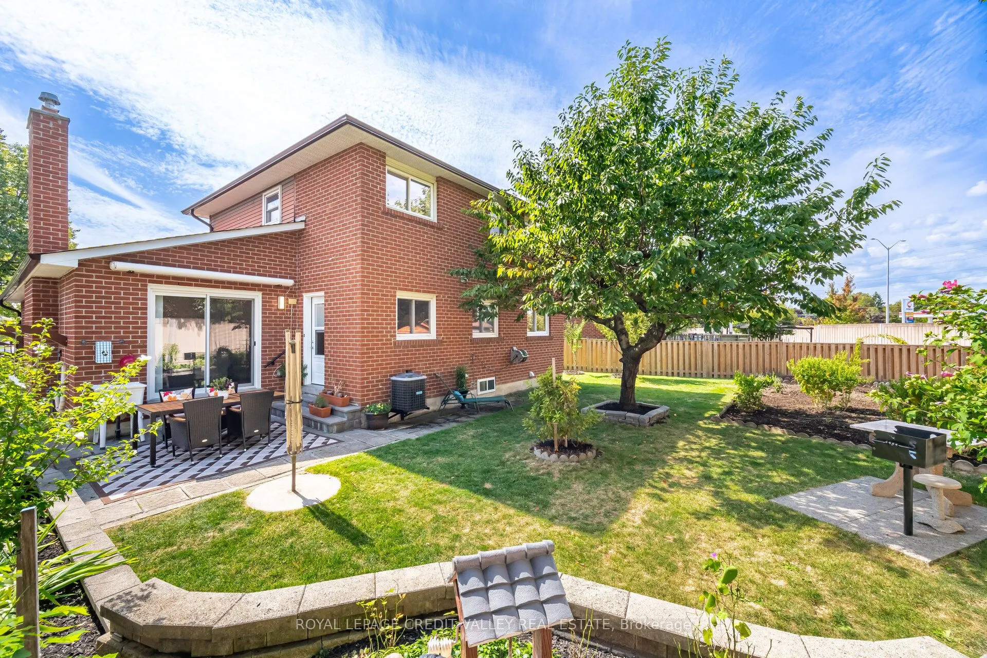 40 Finsbury Drive