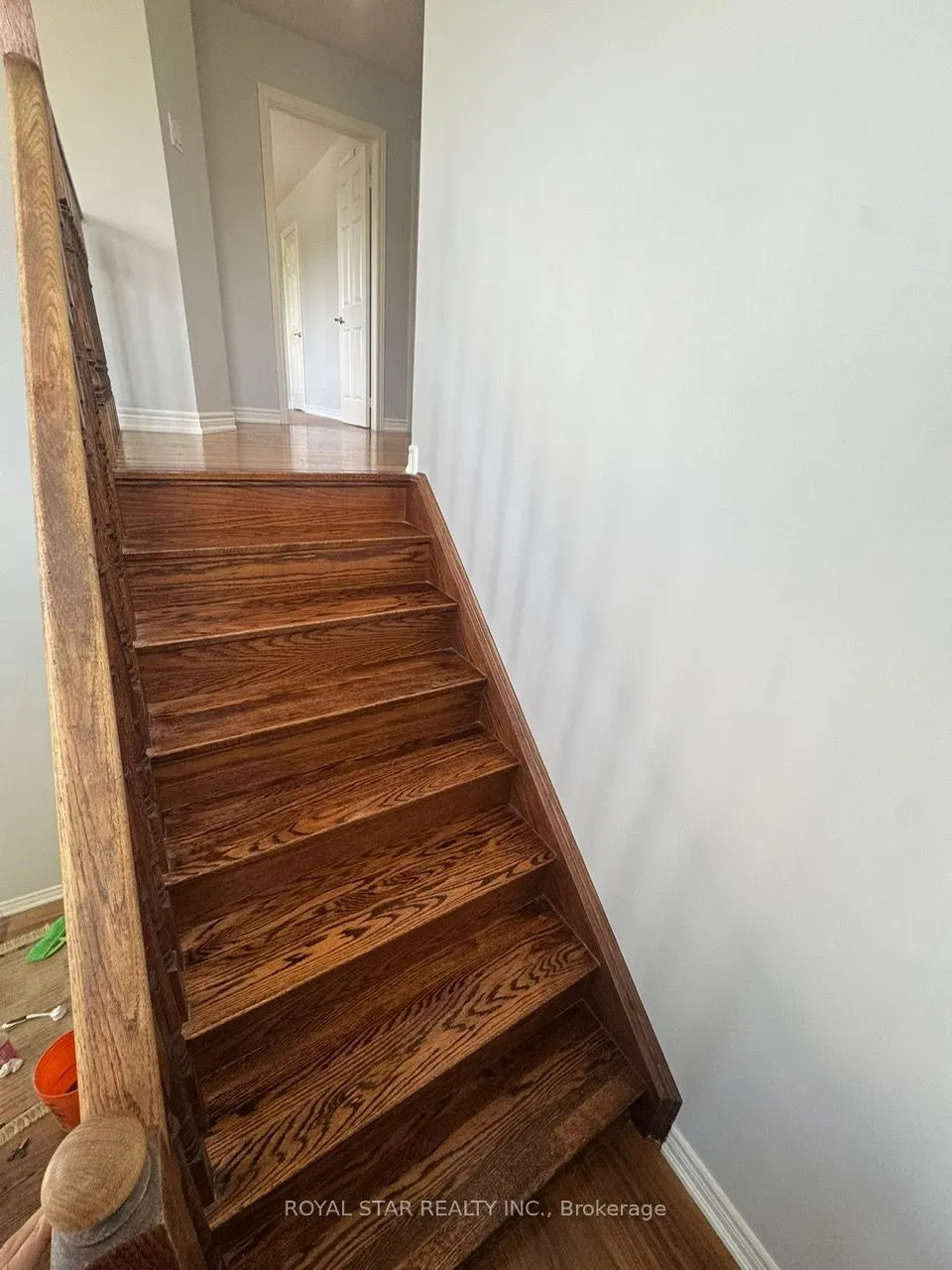 300 Wrigglesworth Crescent