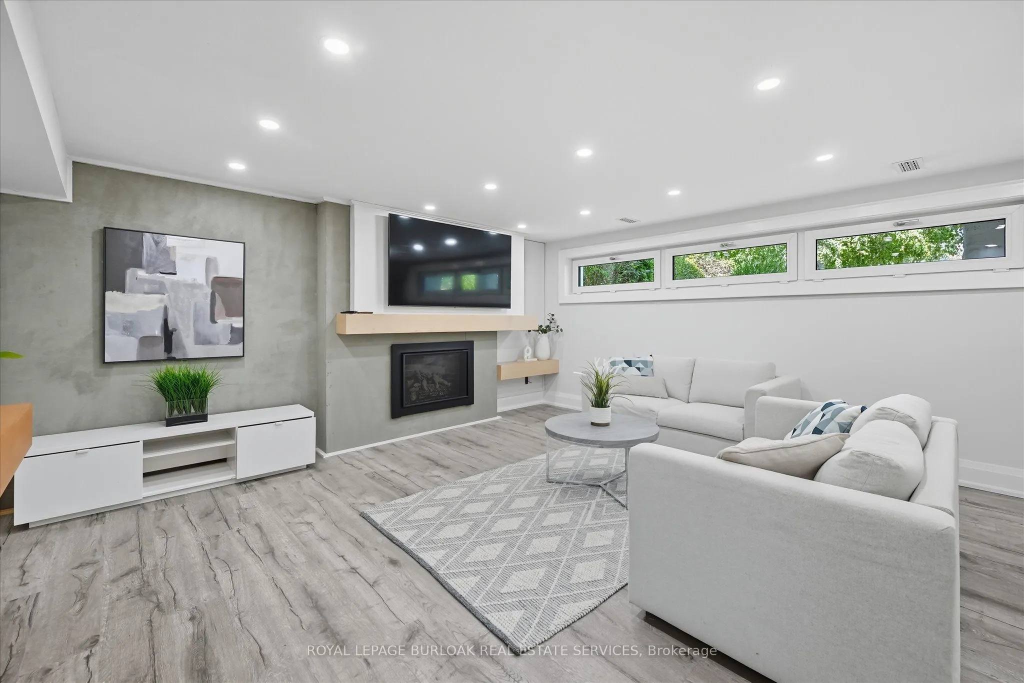568 Dynes Road