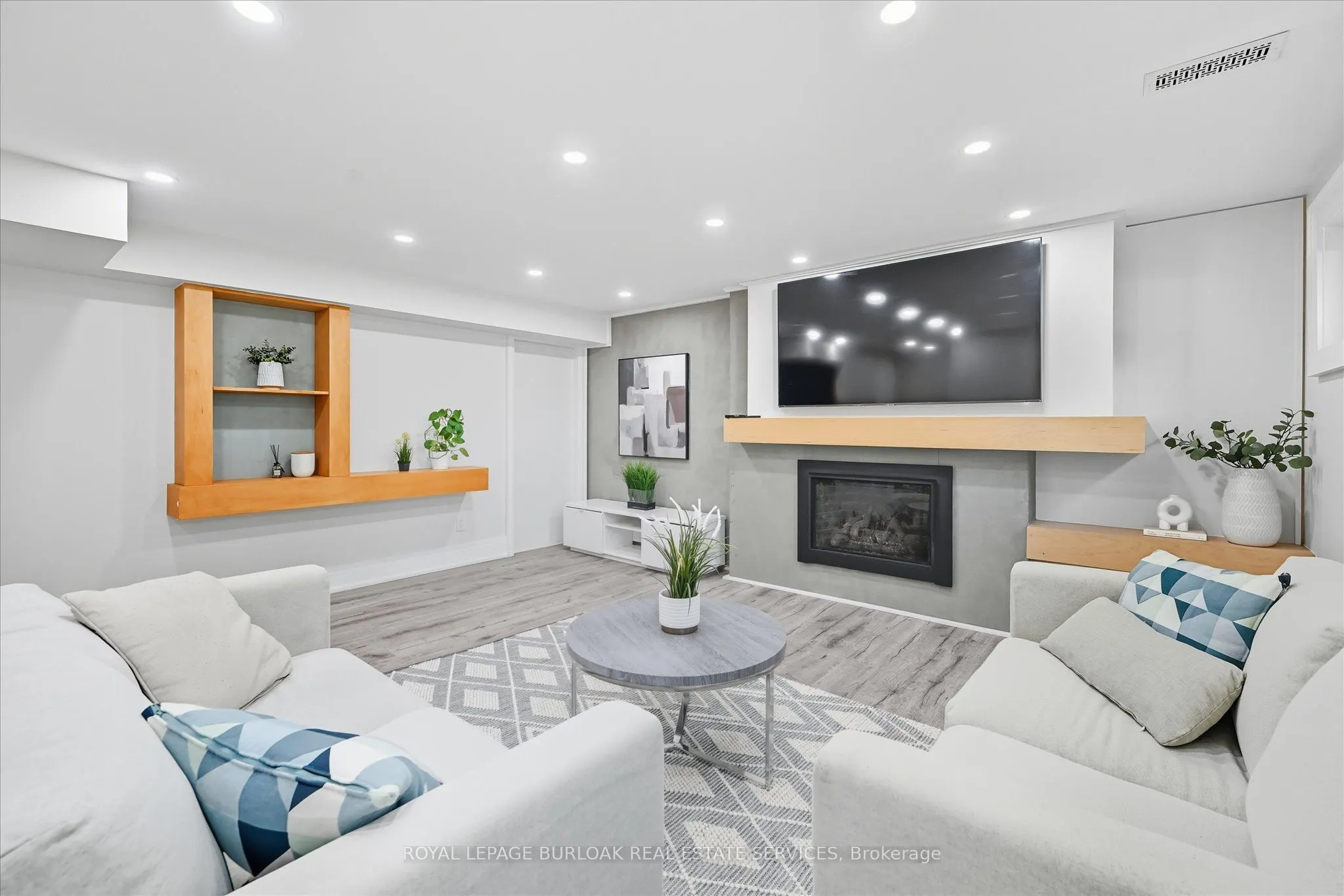 568 Dynes Road