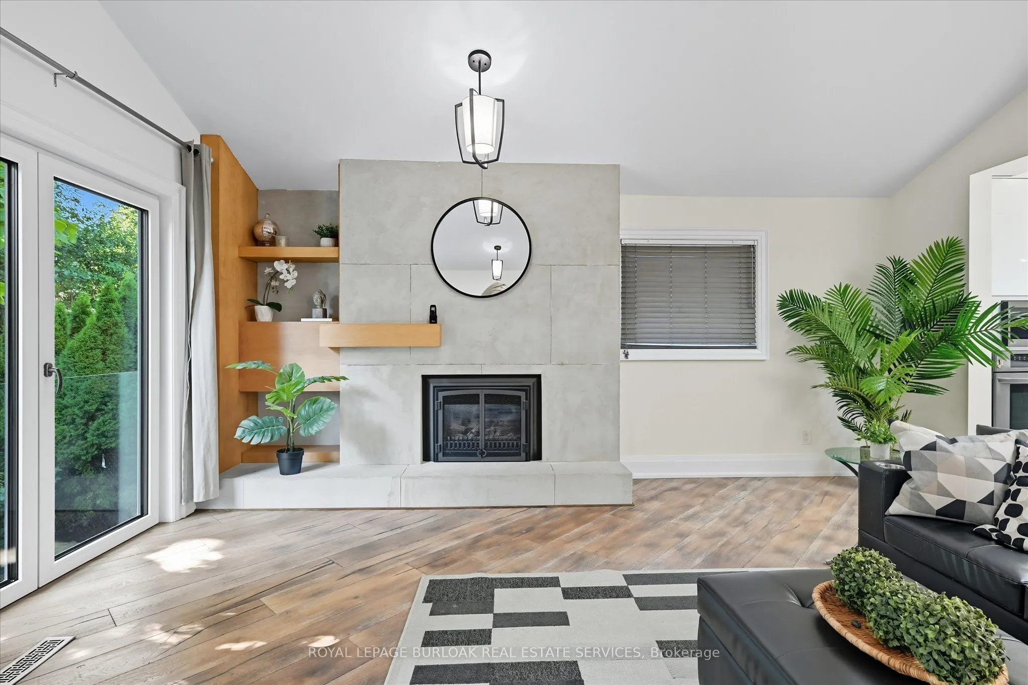 568 Dynes Road
