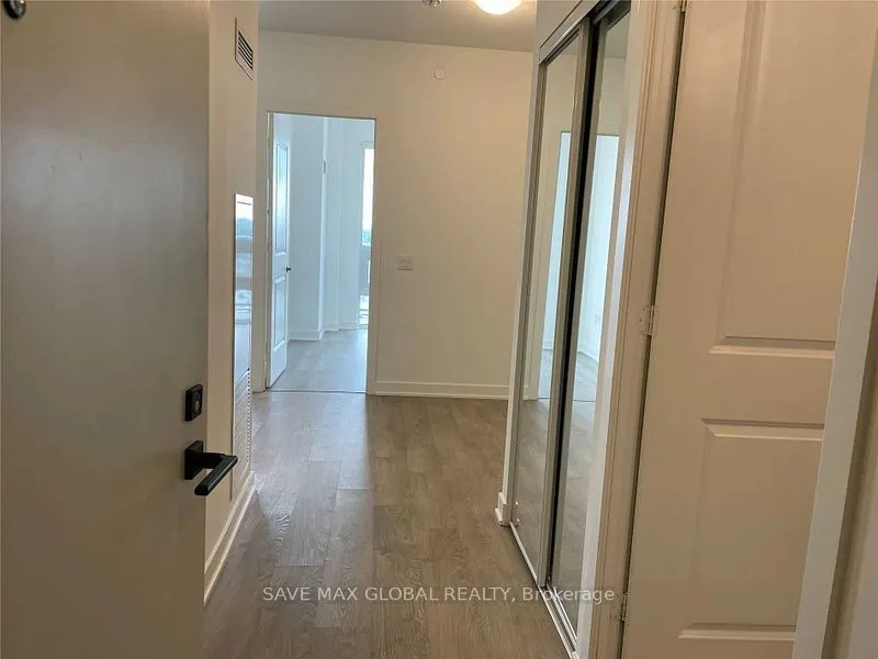 4699 Glen Erin Drive, #809