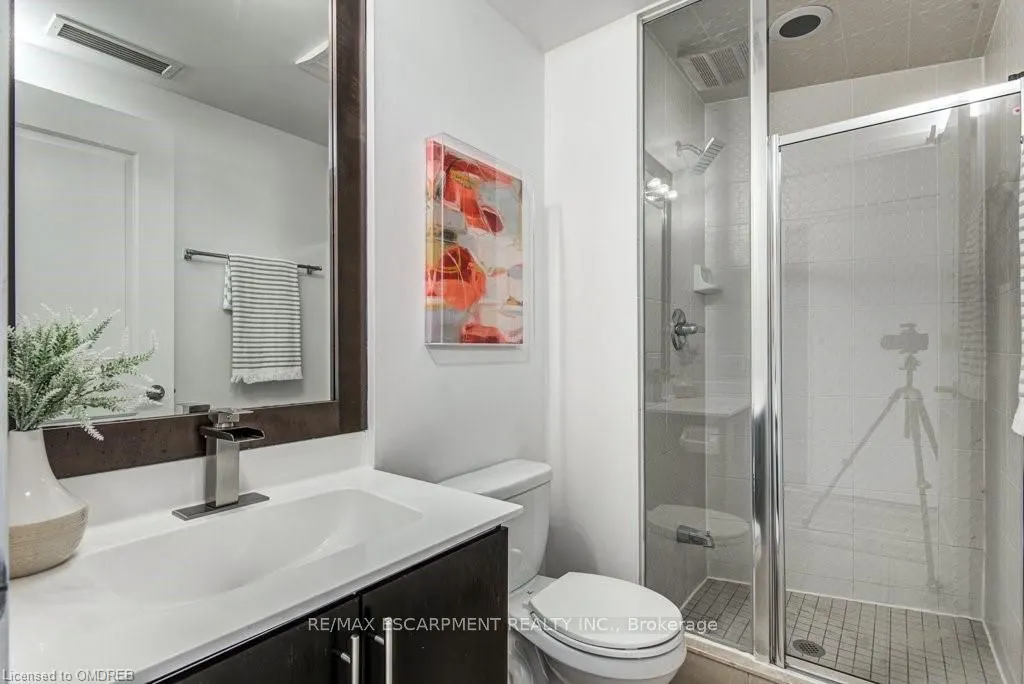 330 BURNHAMTHORPE Road W, #2402