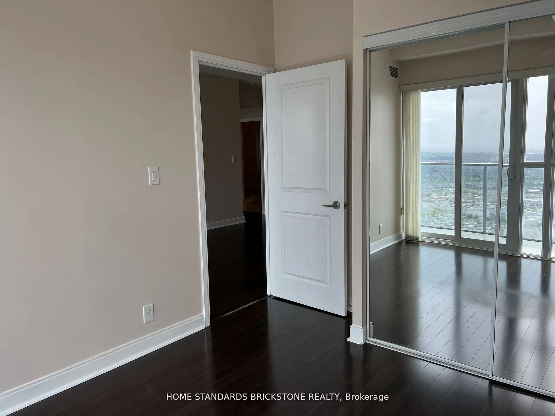 60 Absolute Avenue, #4005