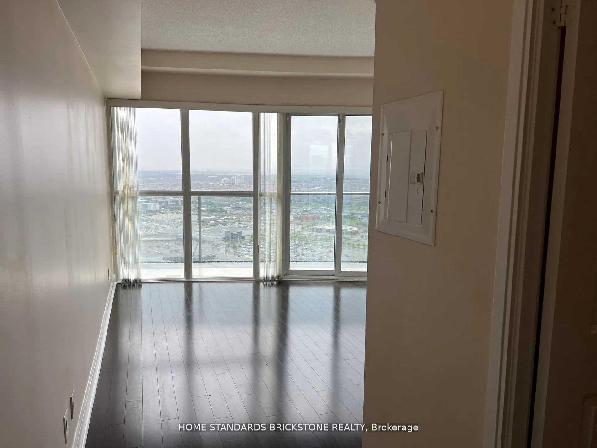 60 Absolute Avenue, #4005