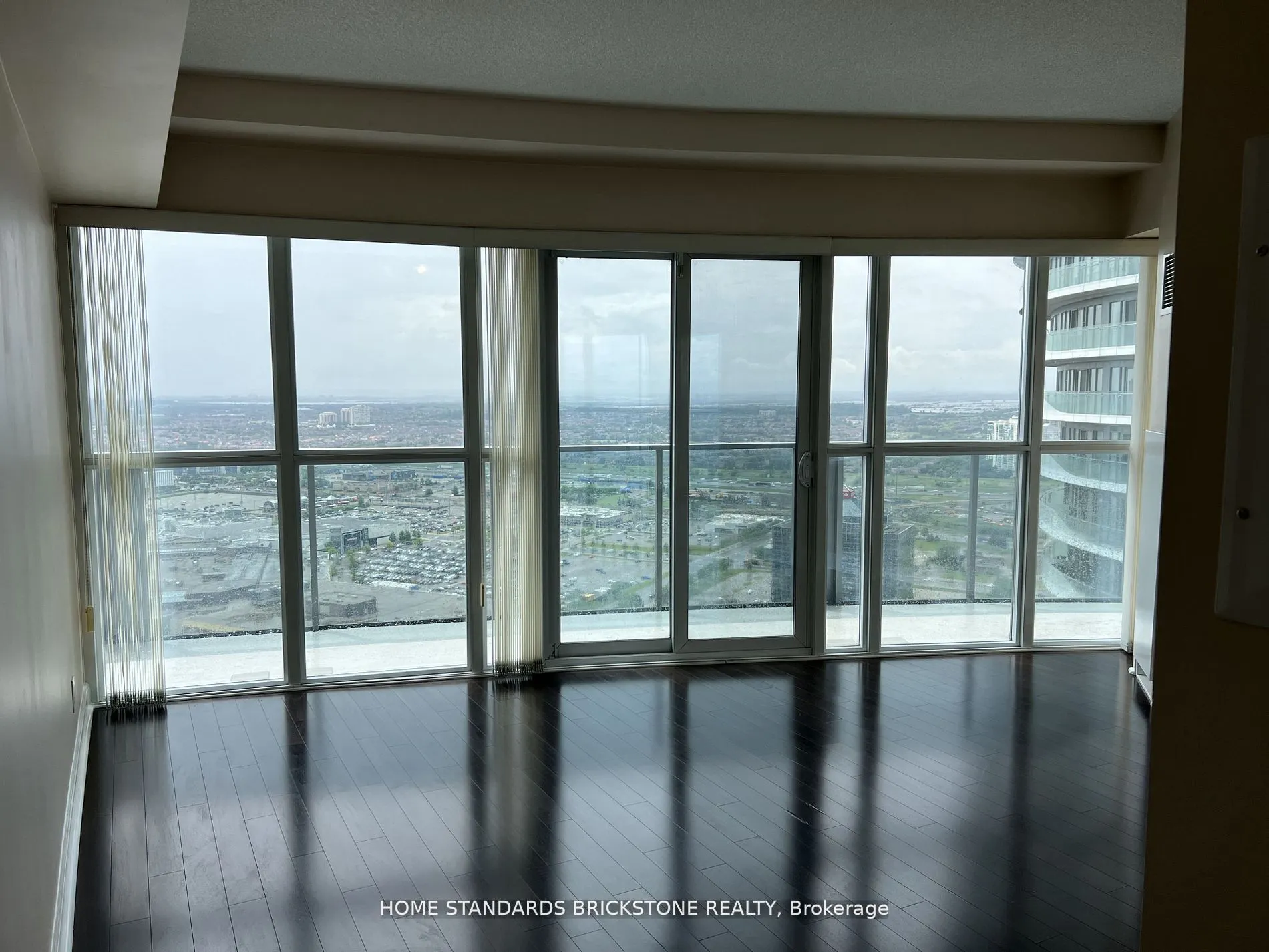 60 Absolute Avenue, #4005