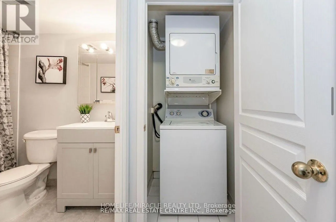 2565 Erin Centre Boulevard, #1208