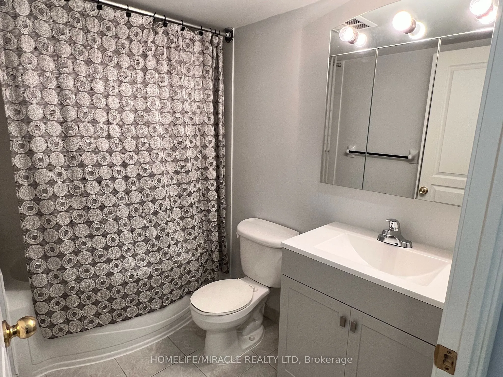 2565 Erin Centre Boulevard, #1208