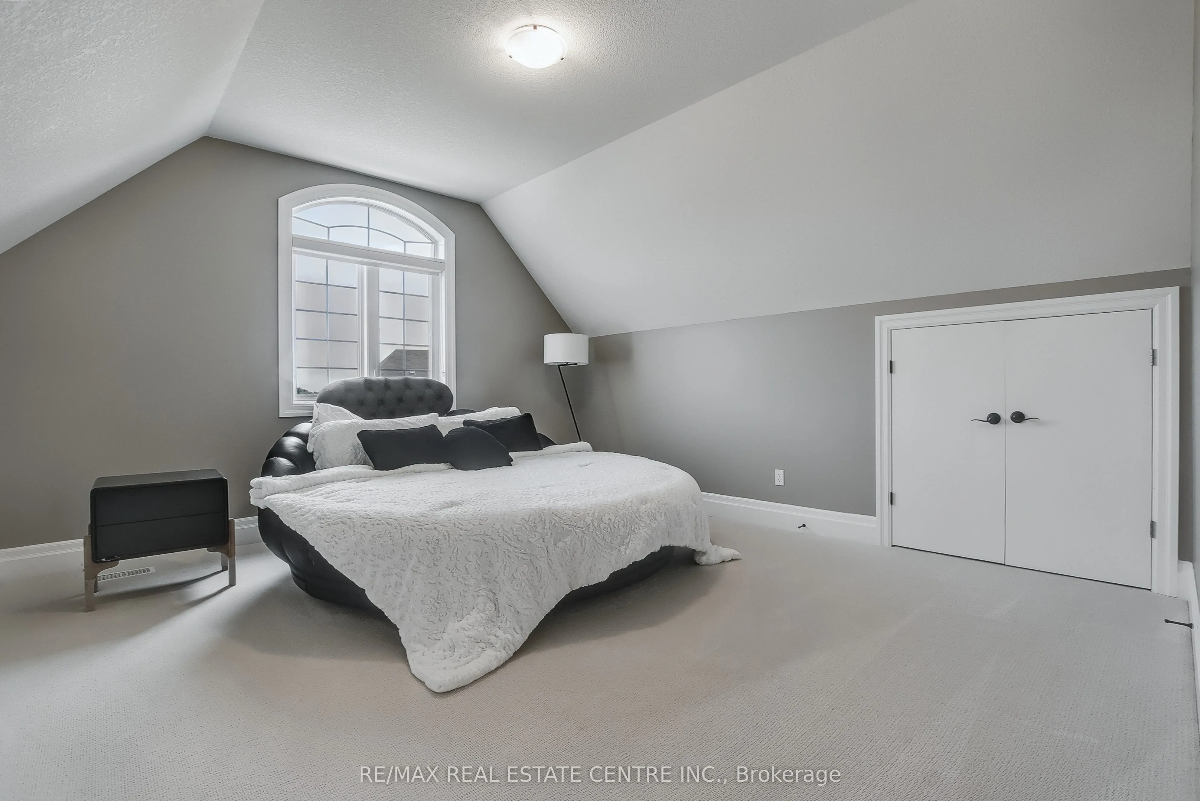 140 Stokes Trail