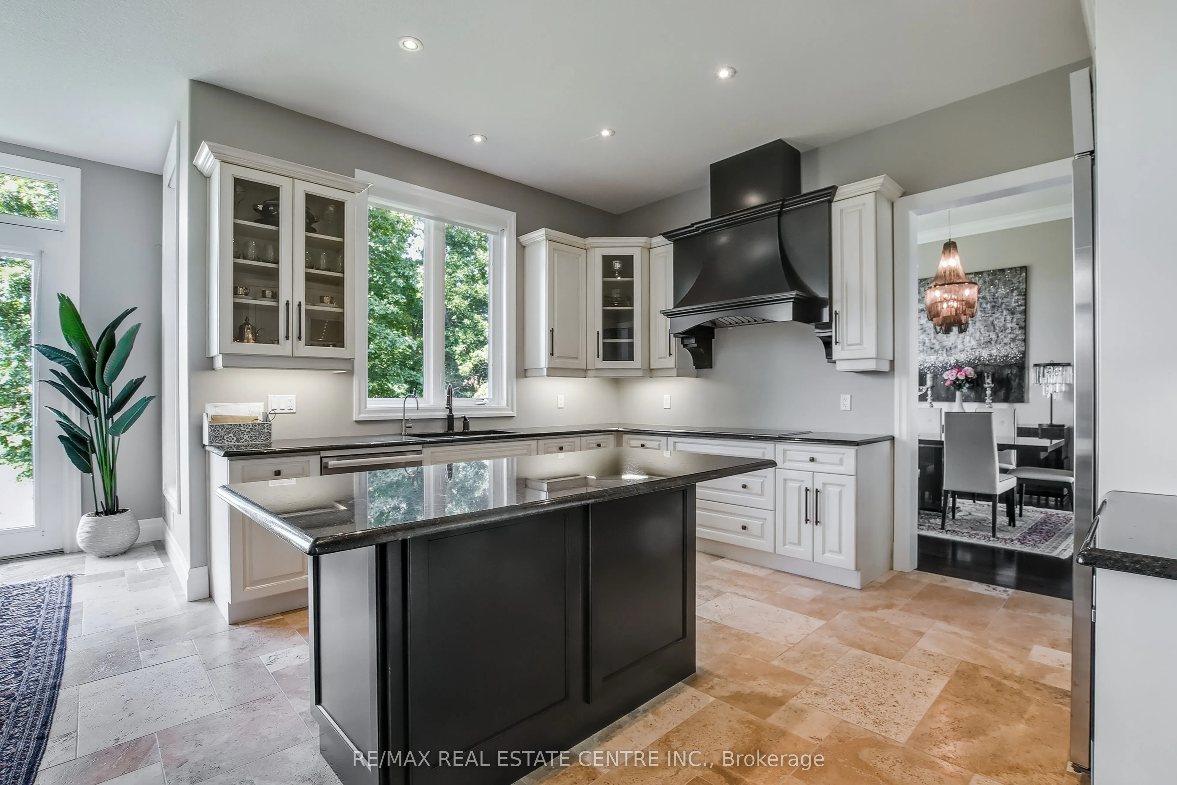 140 Stokes Trail