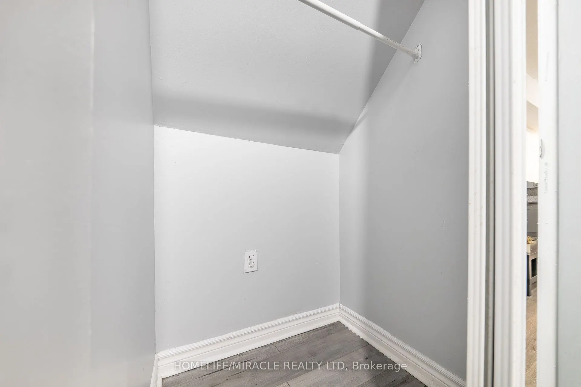 95 Greenbriar Road