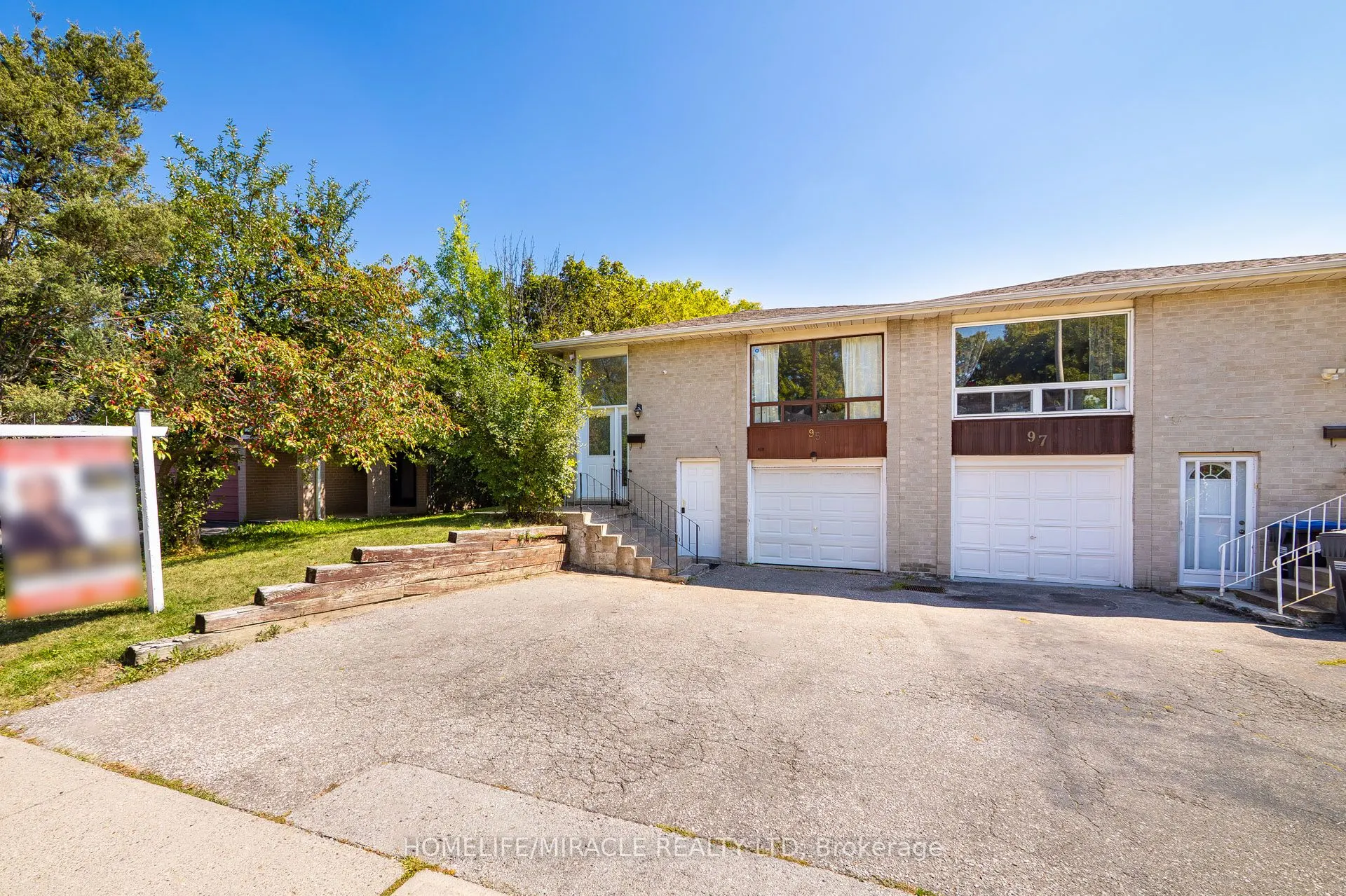 95 Greenbriar Road