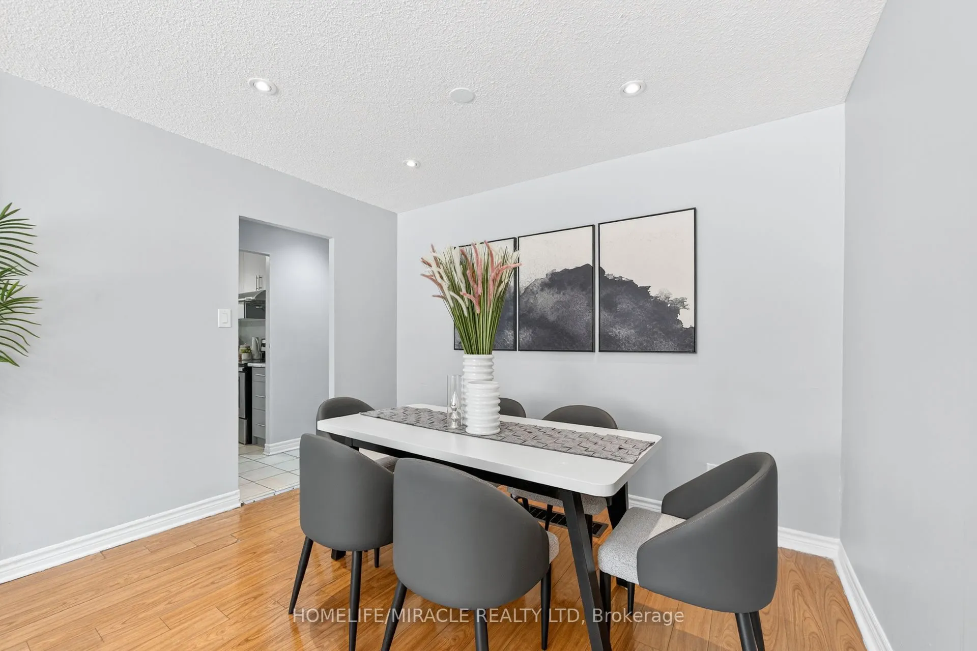 95 Greenbriar Road