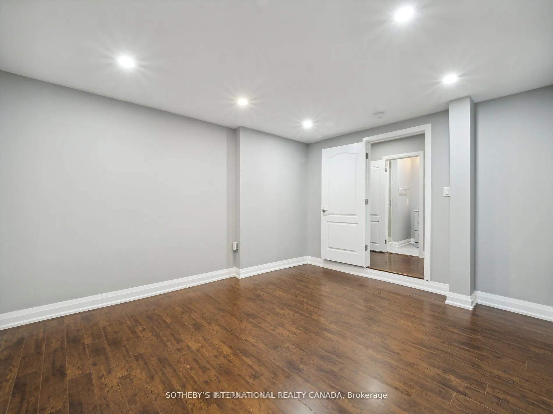 14 Laurelwood Crescent, #Lower
