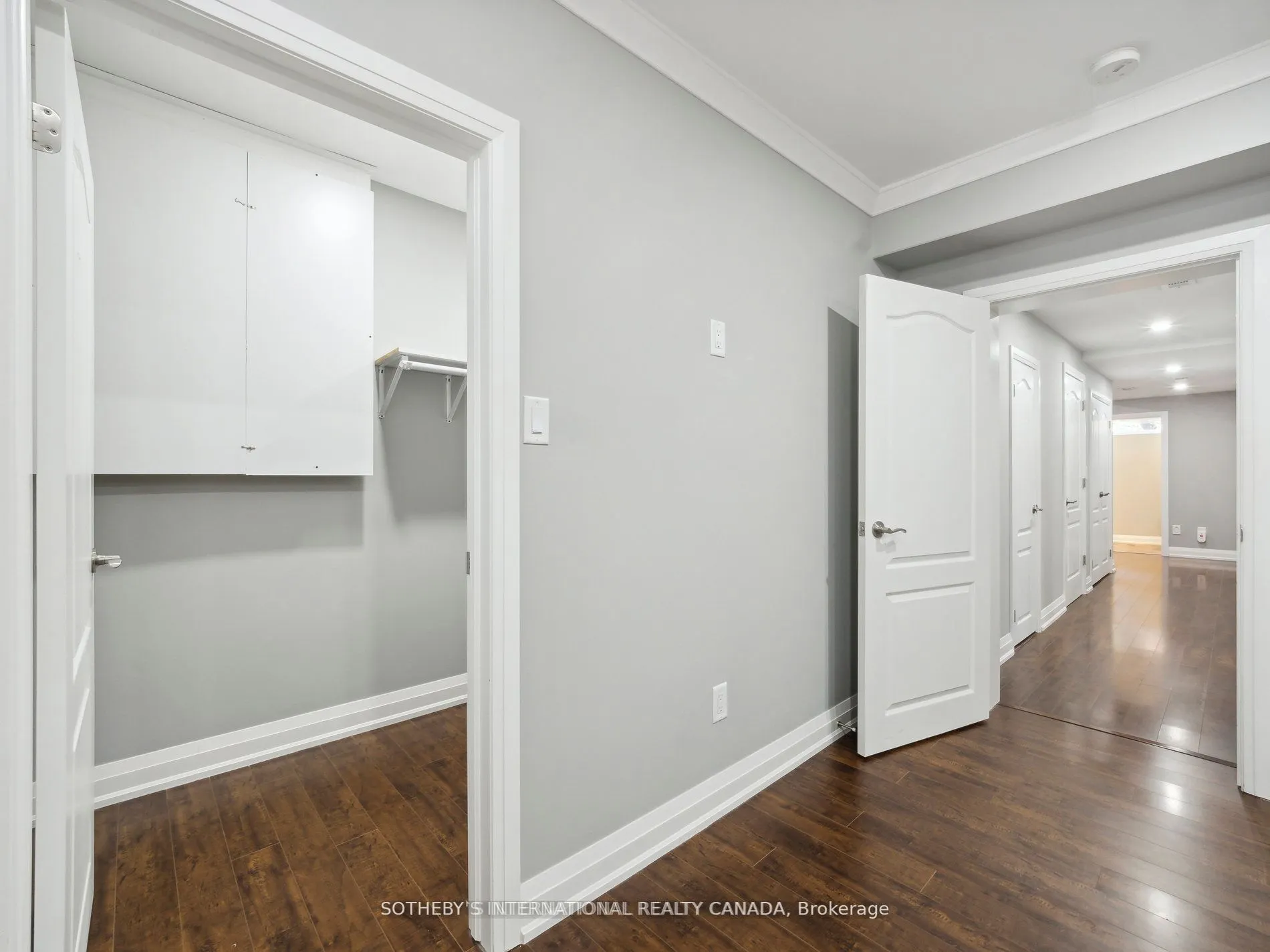 14 Laurelwood Crescent, #Lower