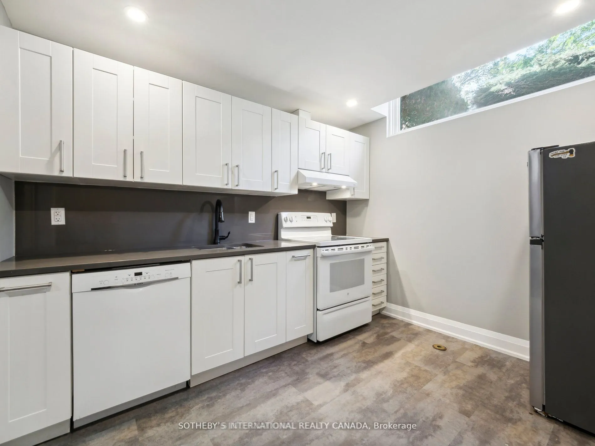 14 Laurelwood Crescent, #Lower