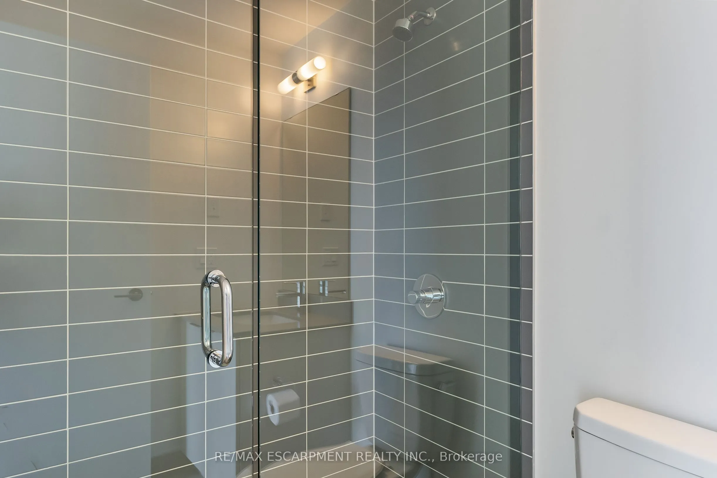 3079 Trafalgar Road, #1403