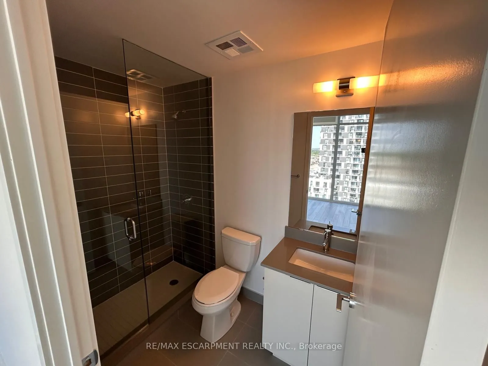 3079 Trafalgar Road, #1403