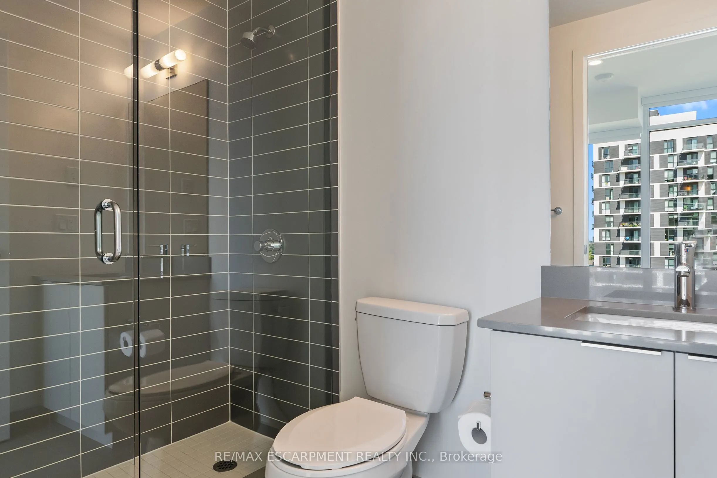 3079 Trafalgar Road, #1403