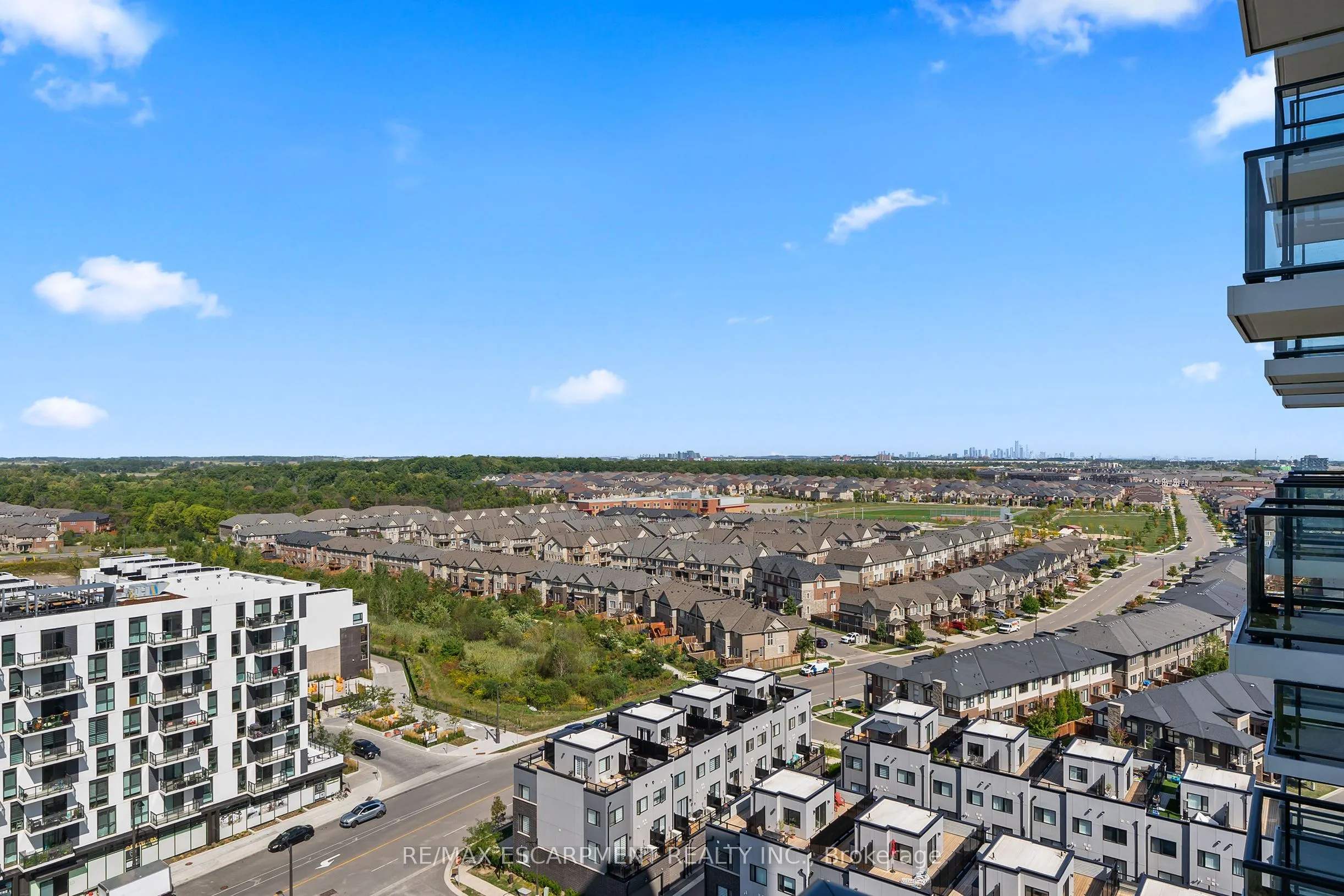 3079 Trafalgar Road, #1403