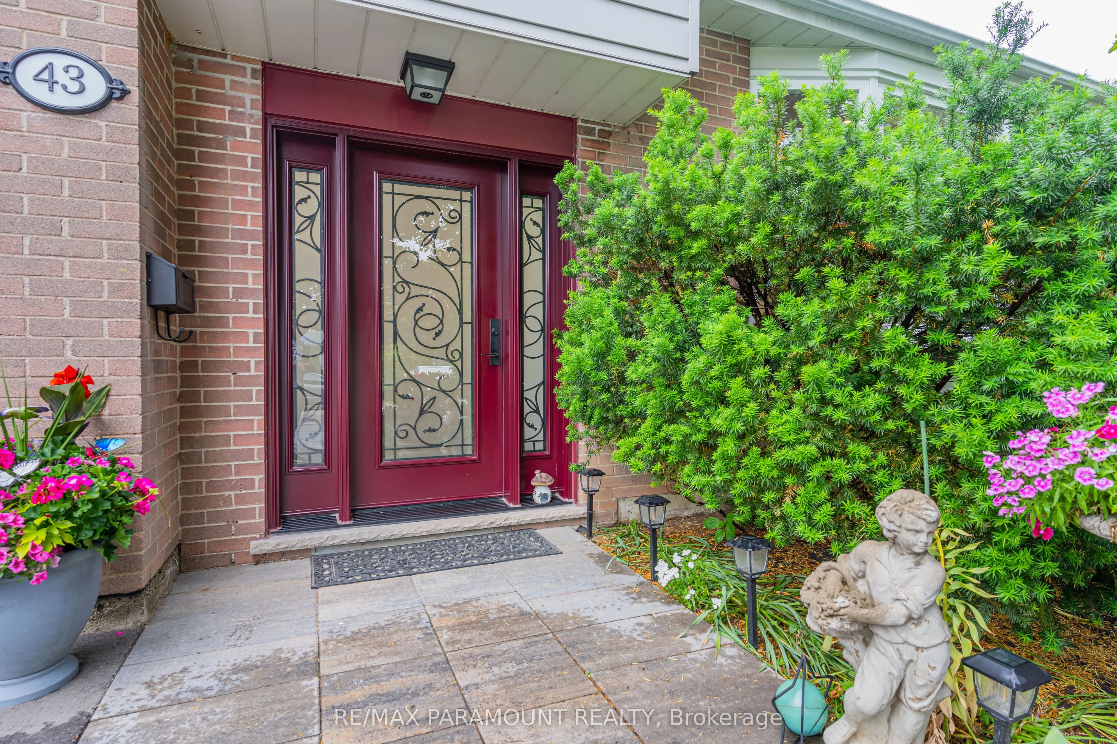 43 Bromley Crescent