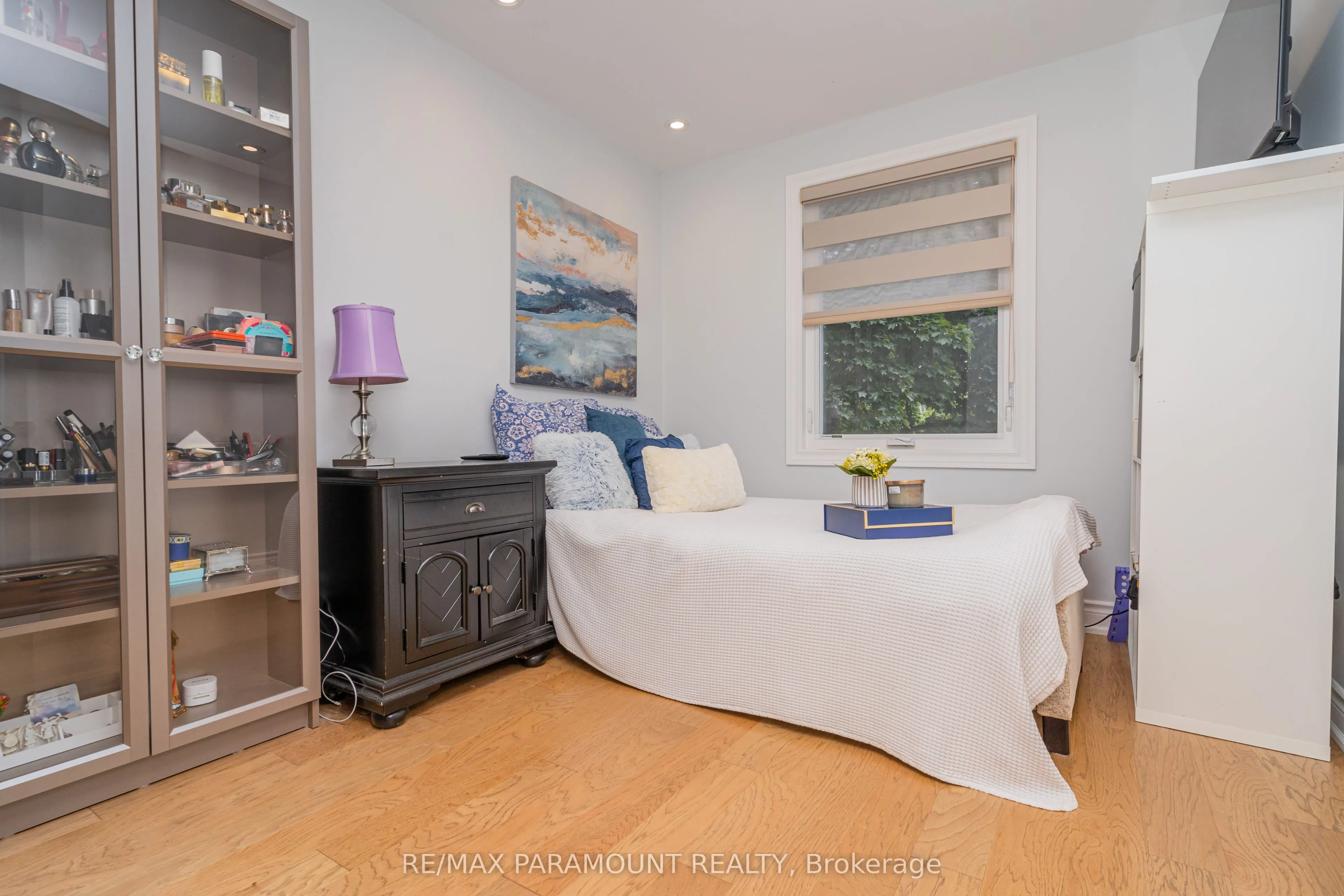 43 Bromley Crescent