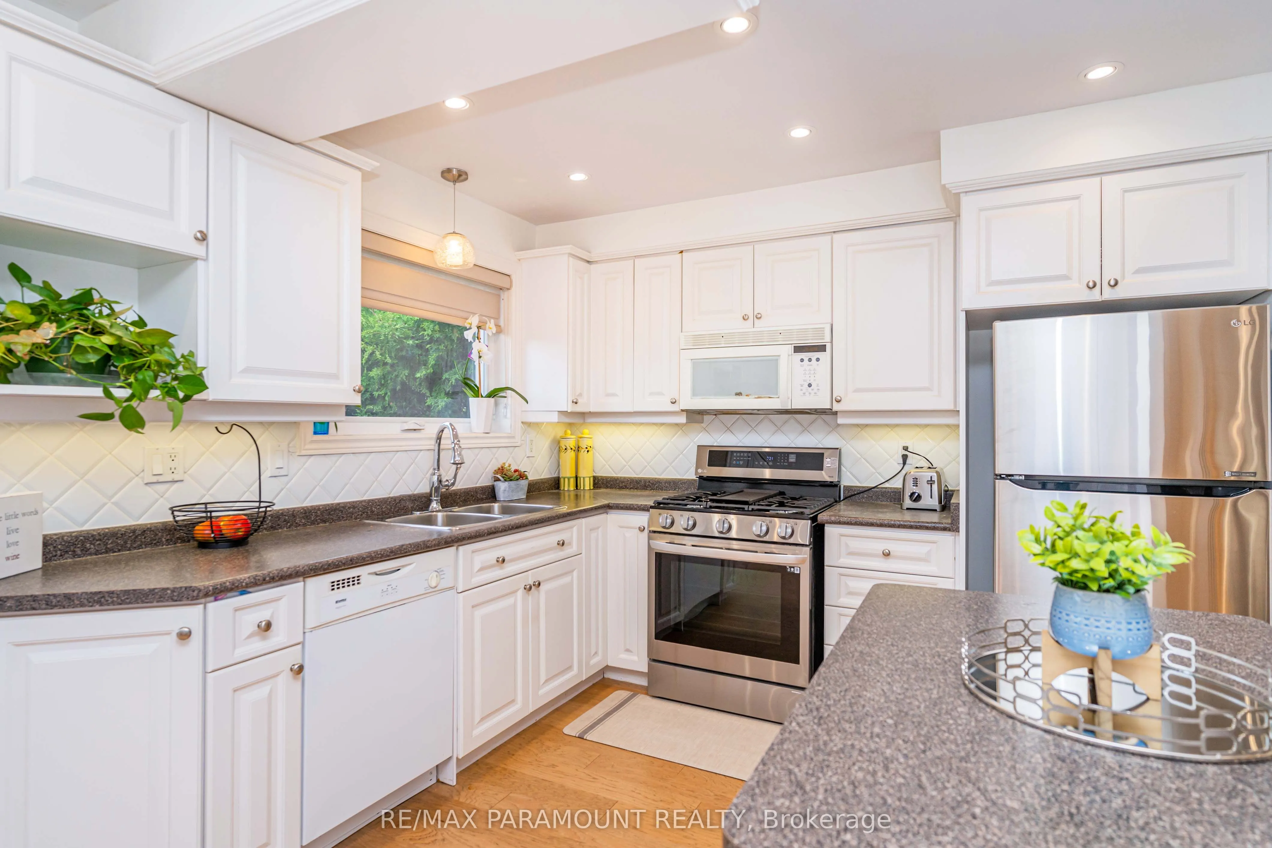 43 Bromley Crescent
