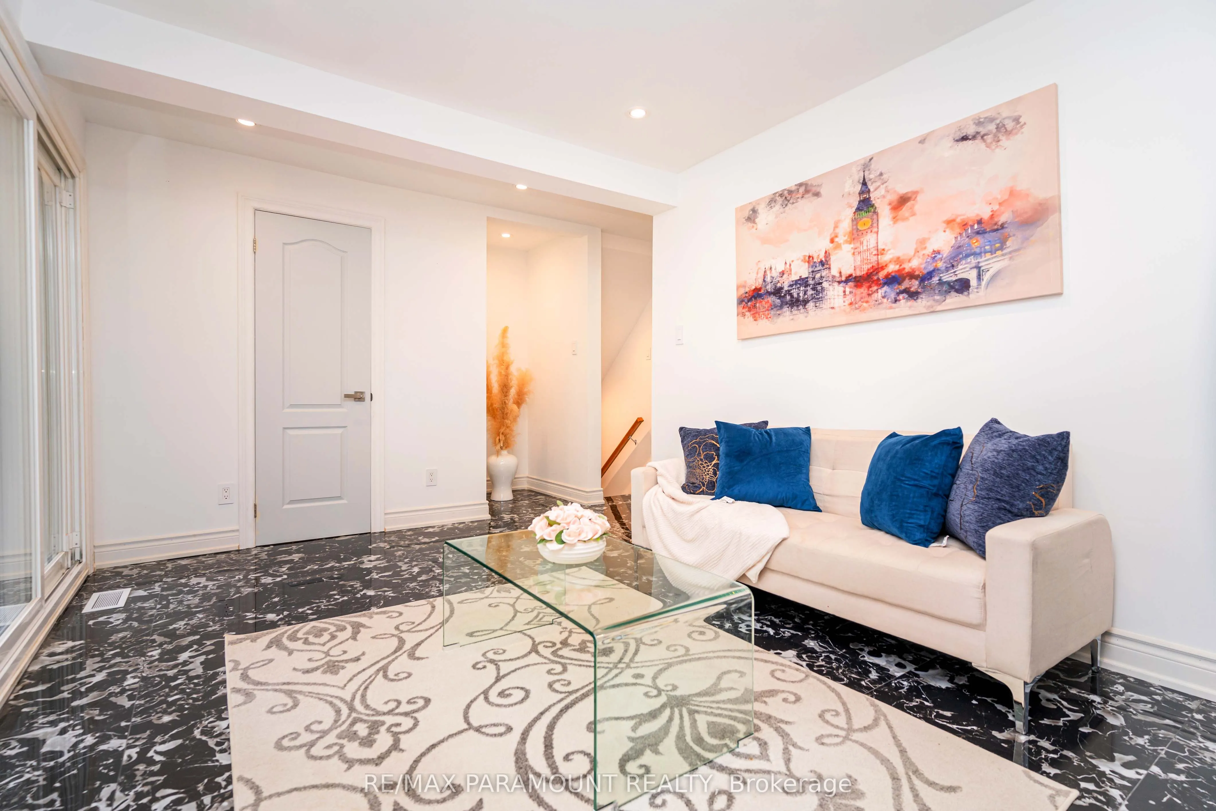 43 Bromley Crescent