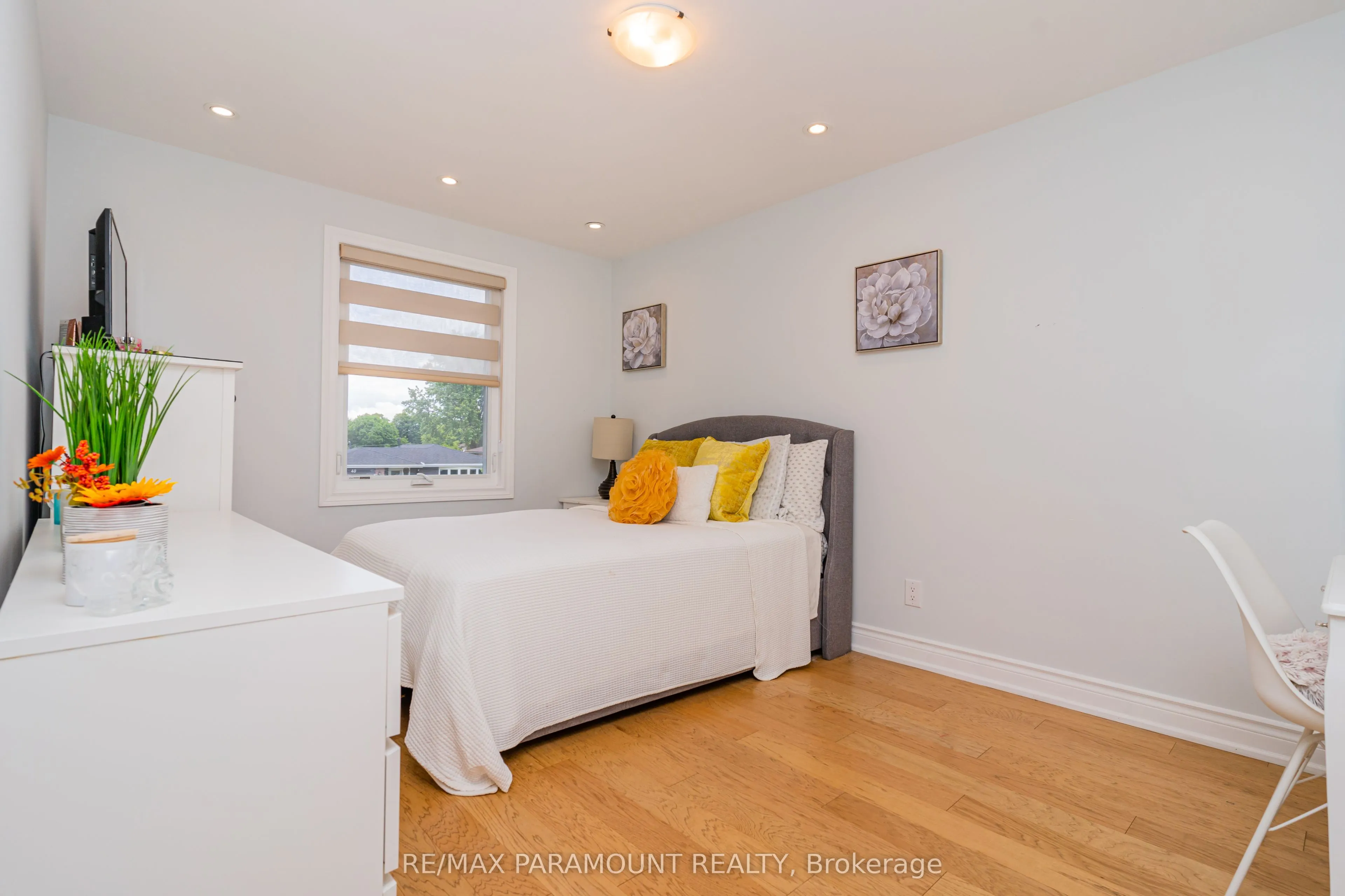 43 Bromley Crescent