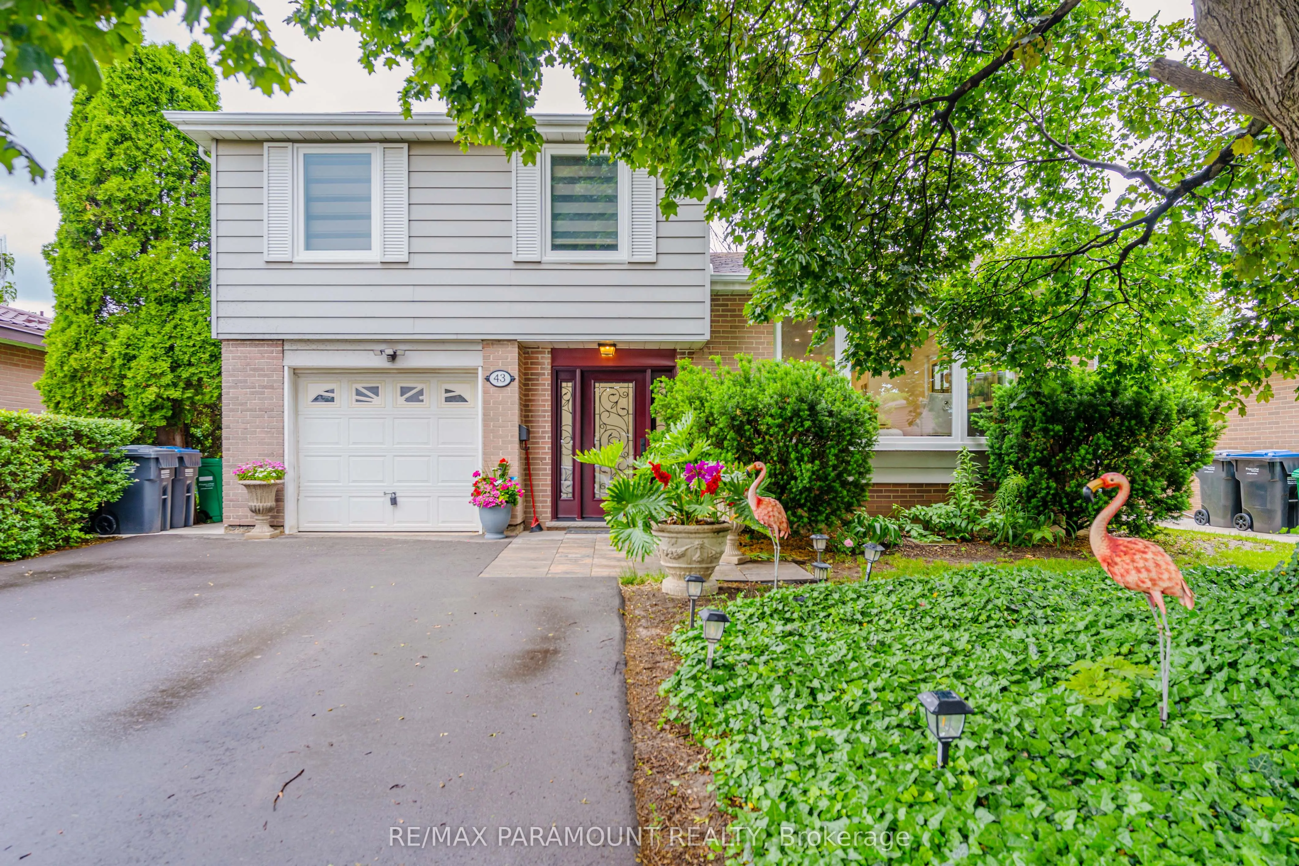 43 Bromley Crescent