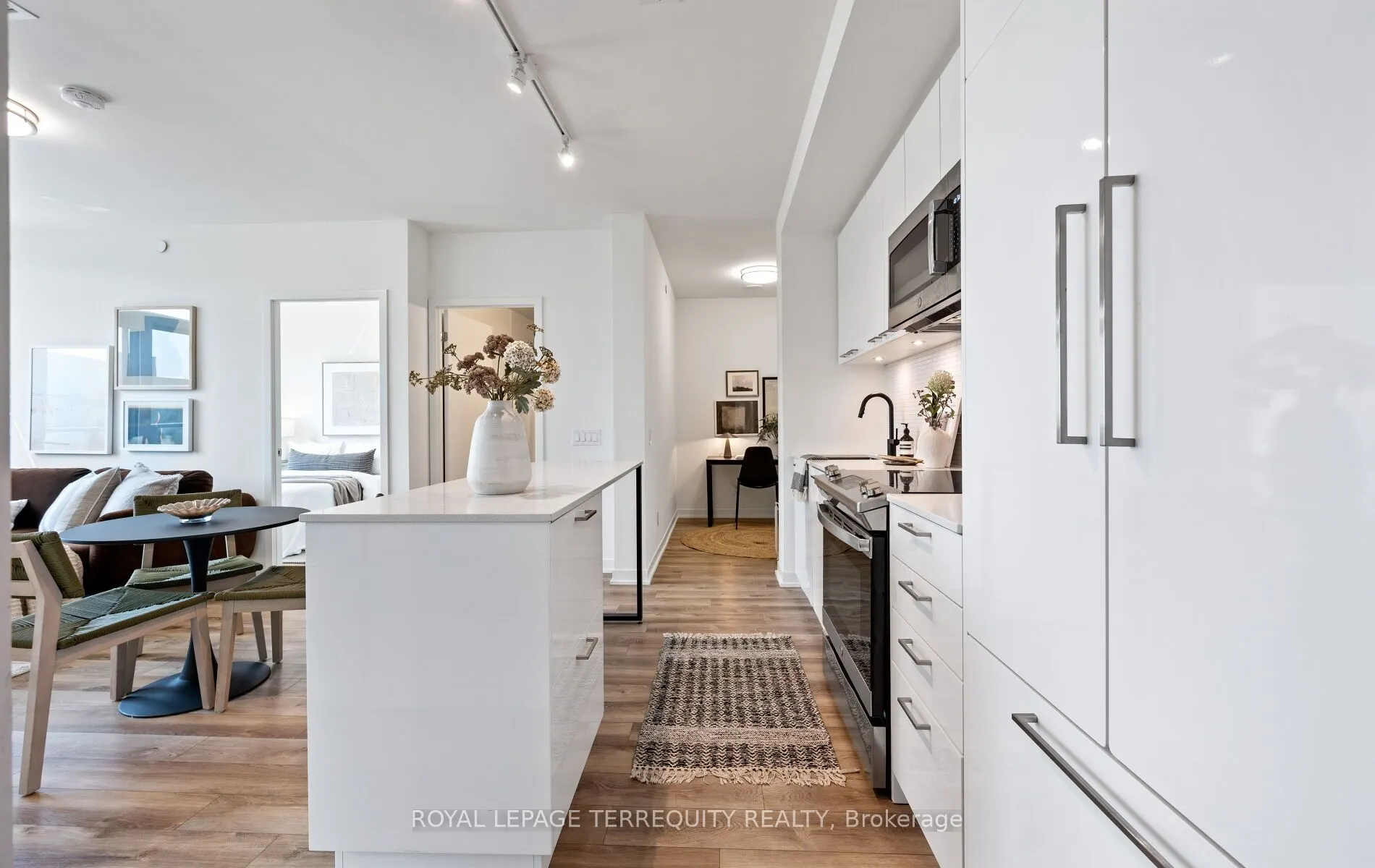1808 St Clair Avenue W, #1103