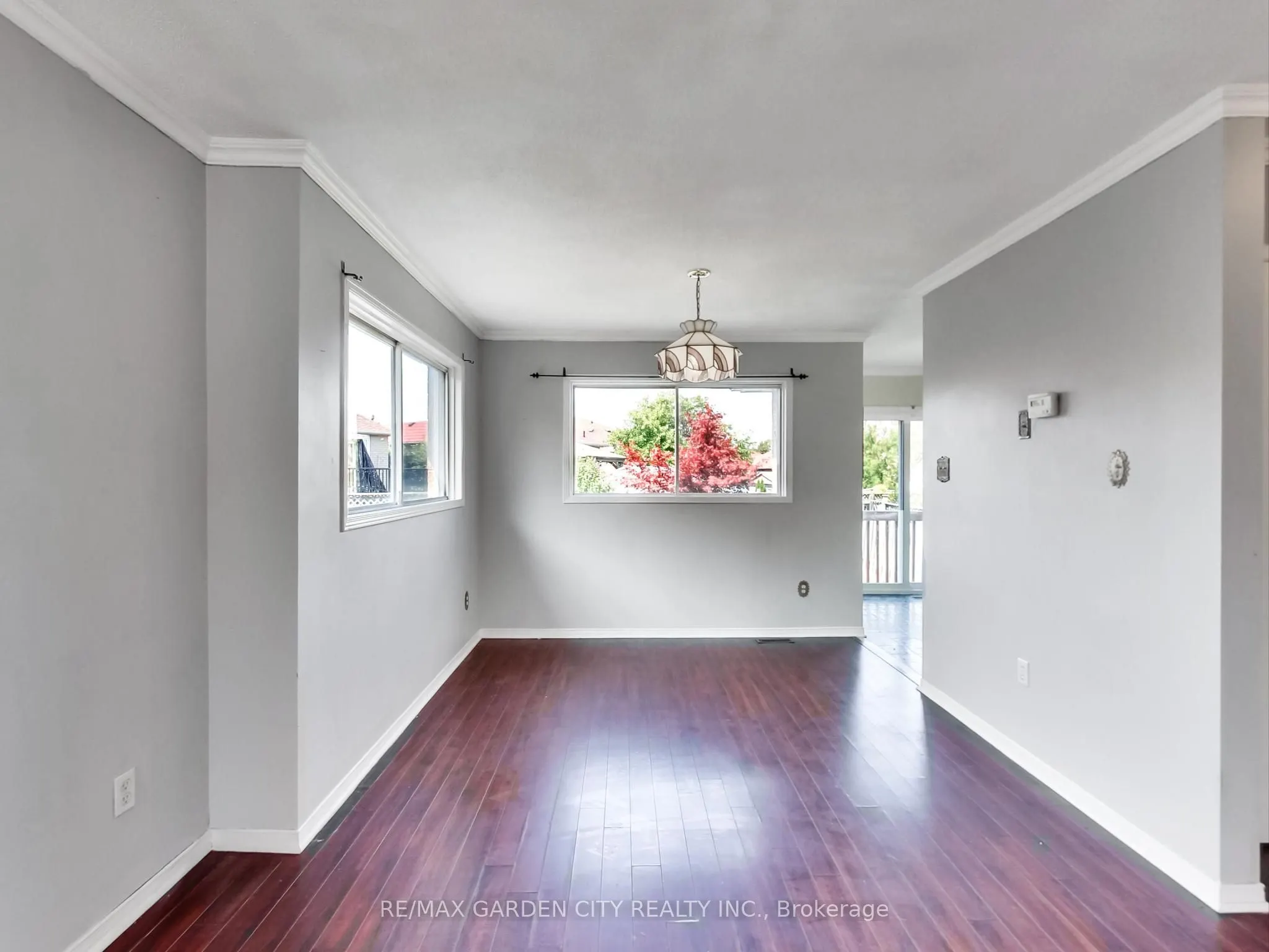 15 CARABRAM Court