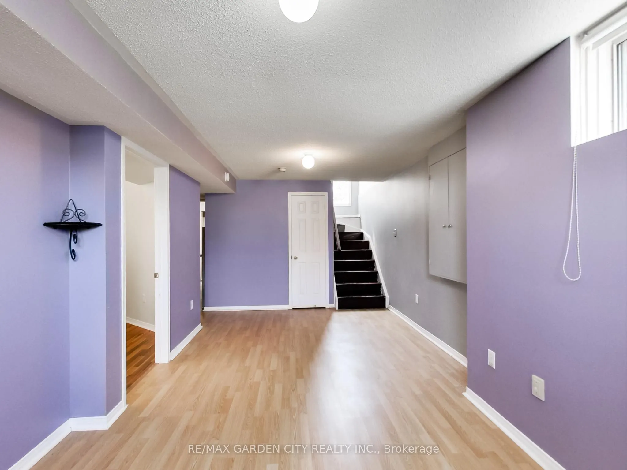 15 CARABRAM Court