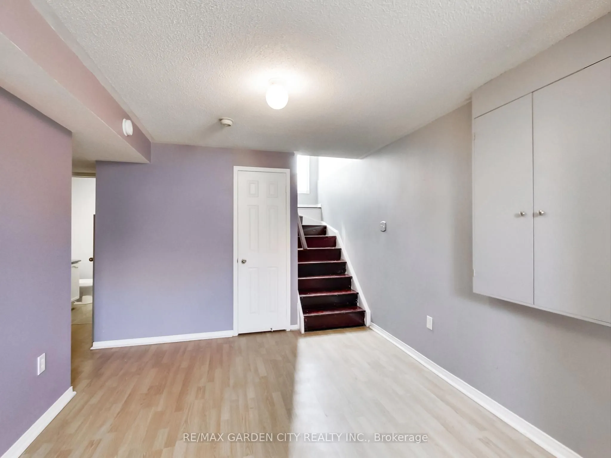 15 CARABRAM Court