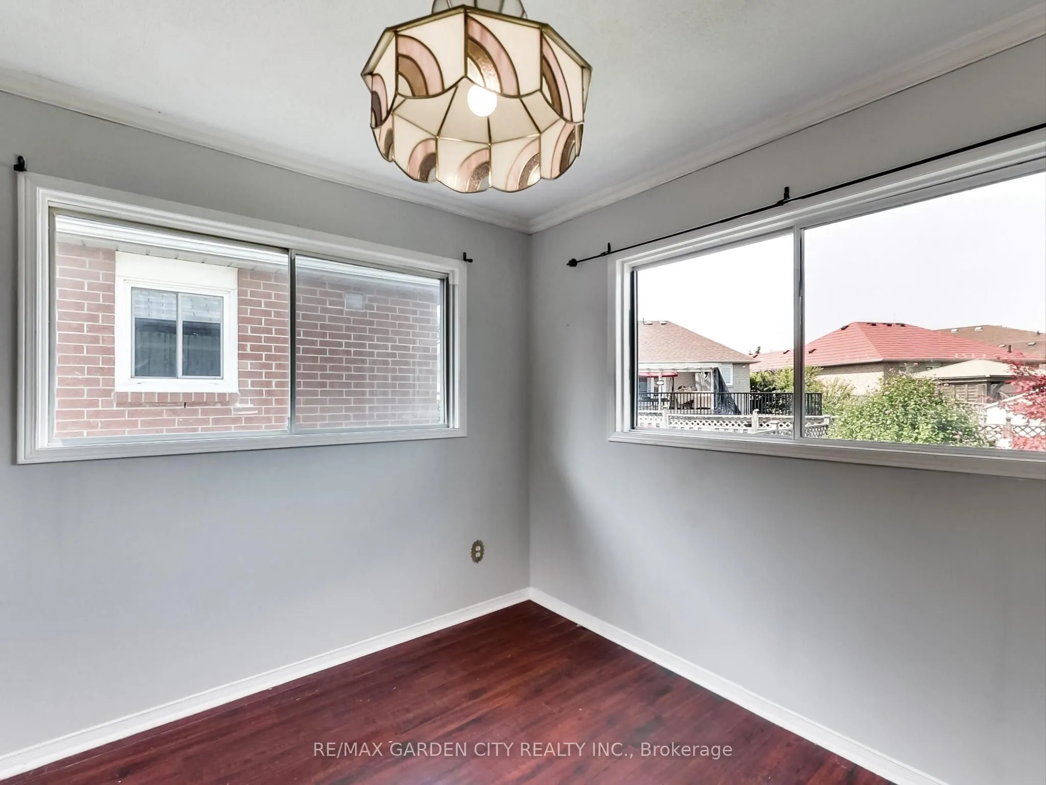 15 CARABRAM Court
