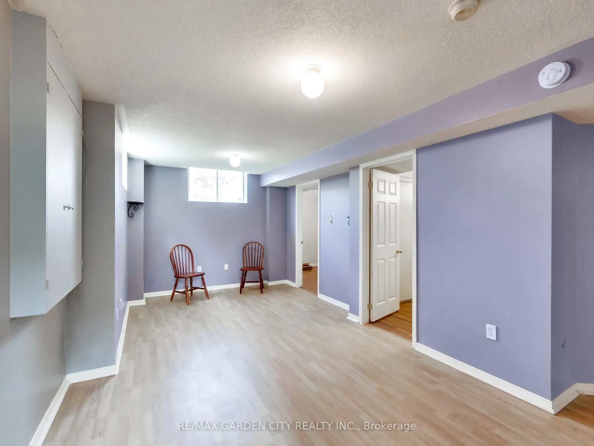 15 CARABRAM Court