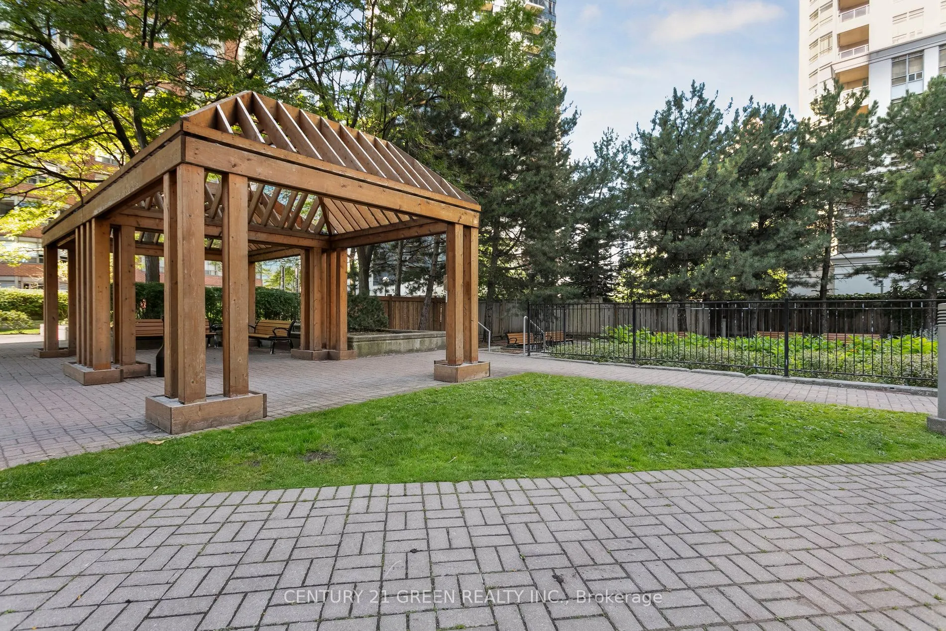 325 Webb Drive, #1205