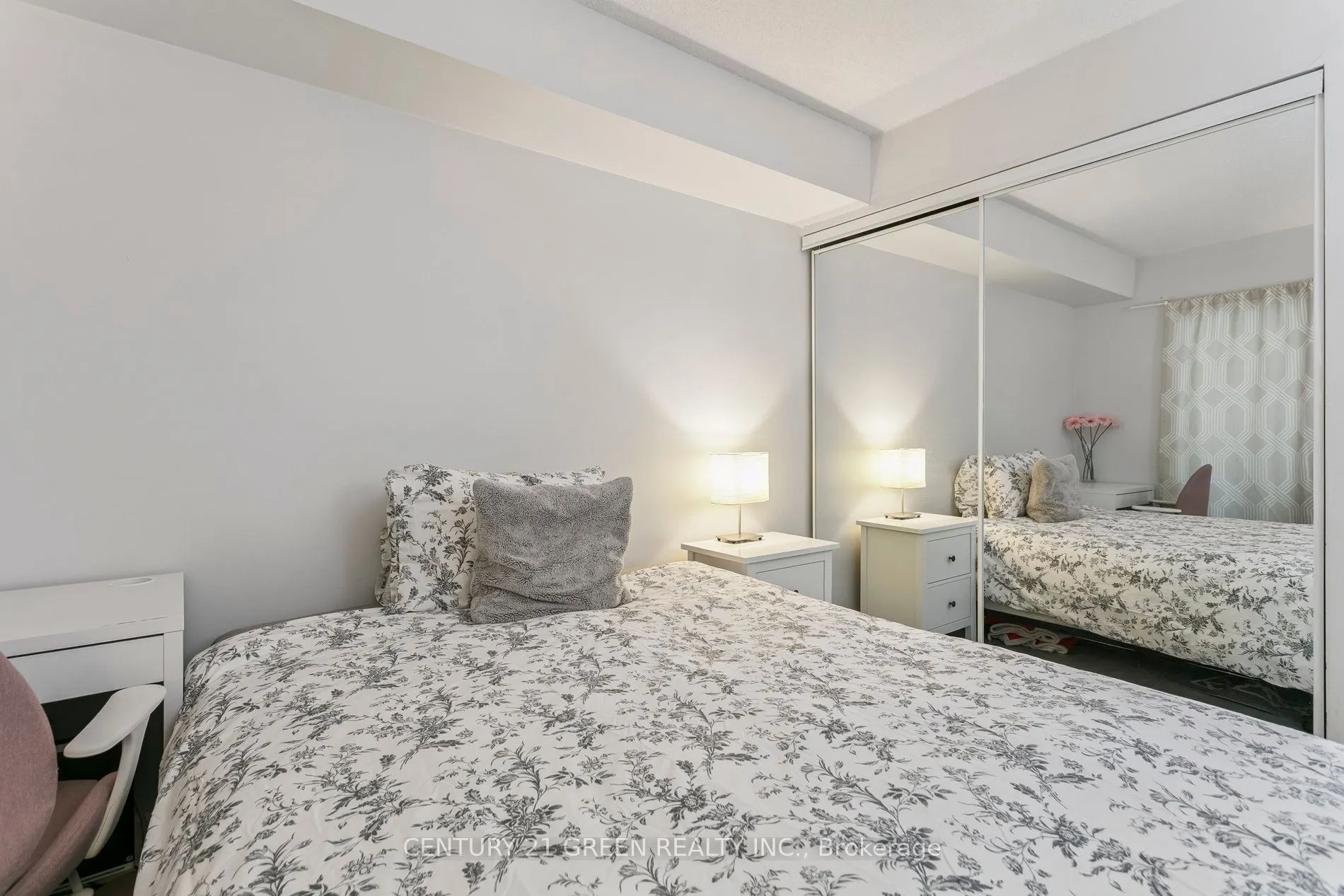 325 Webb Drive, #1205