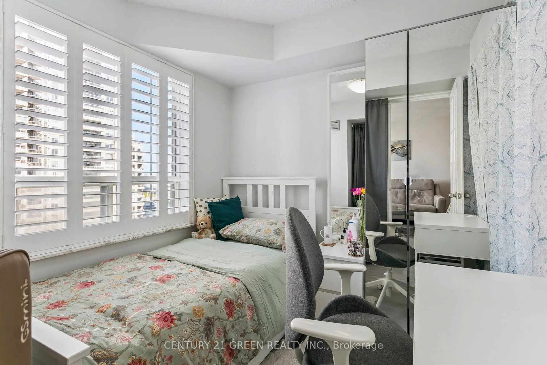 325 Webb Drive, #1205