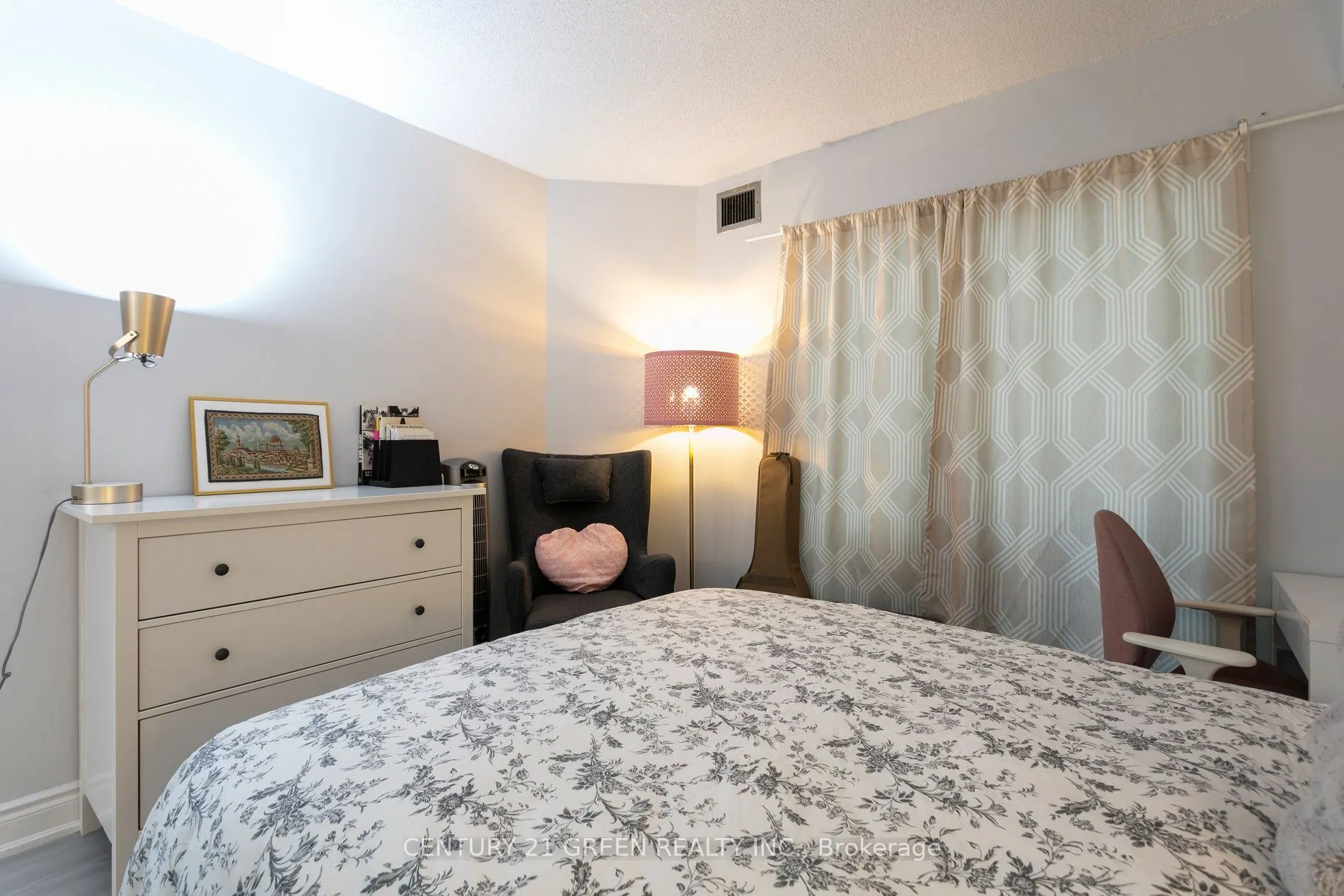 325 Webb Drive, #1205