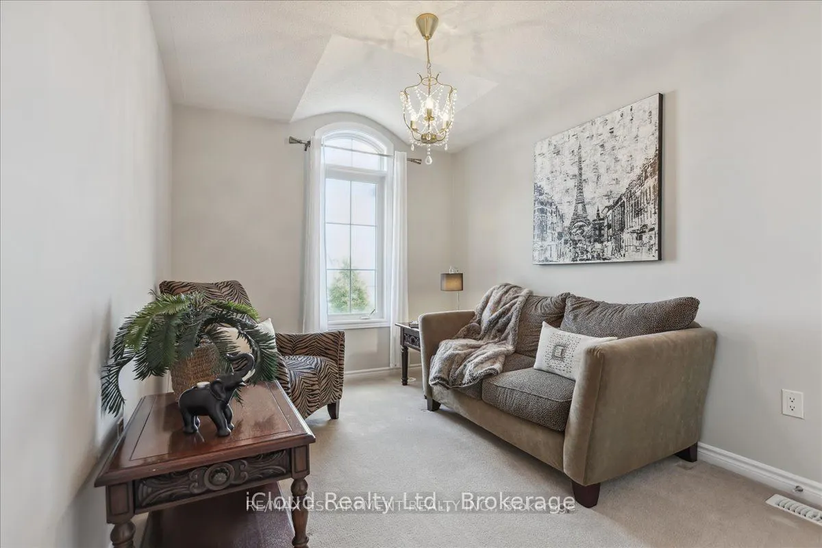 2572 Grand Oak Trail