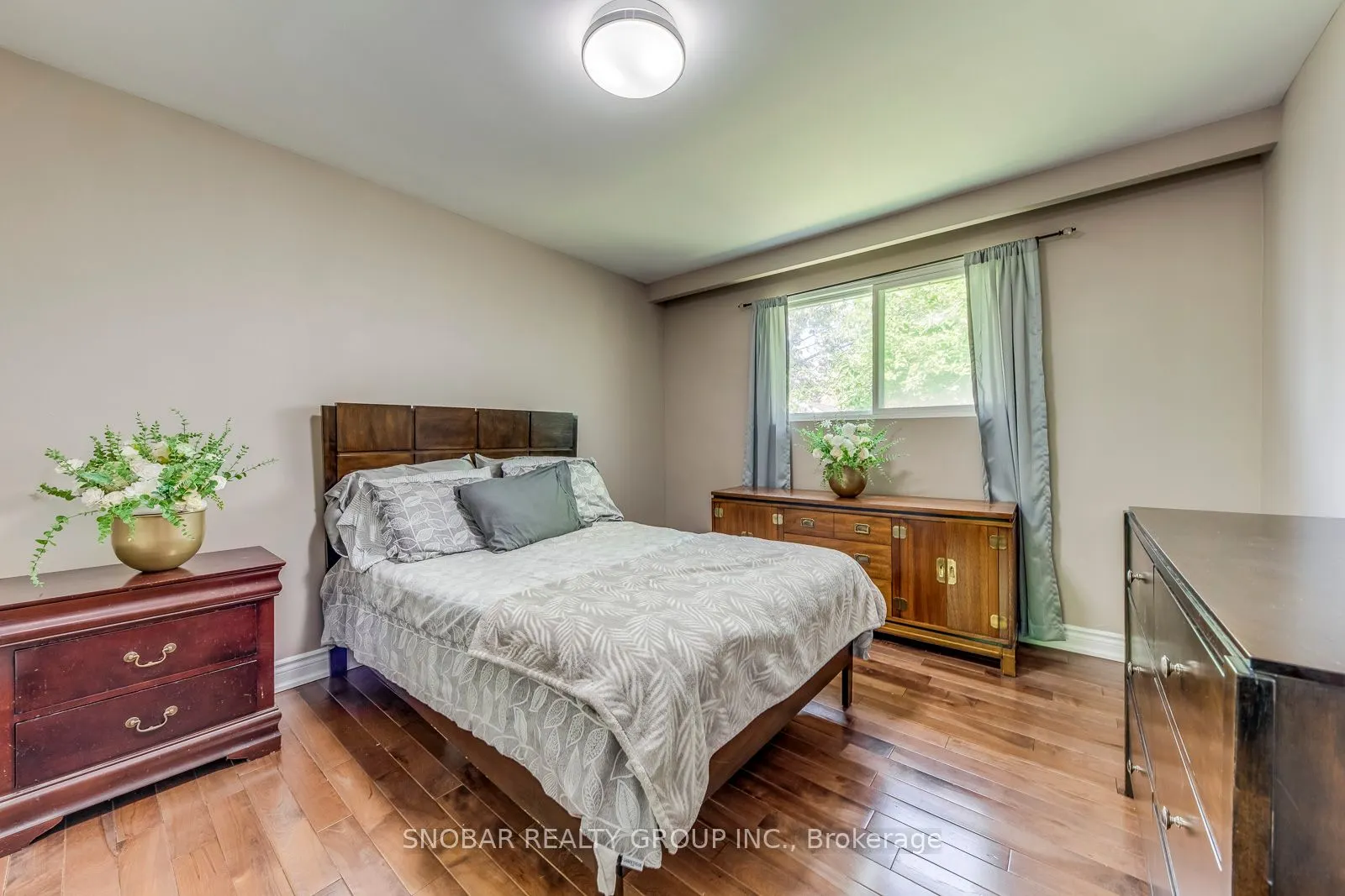 5 Earldown Drive