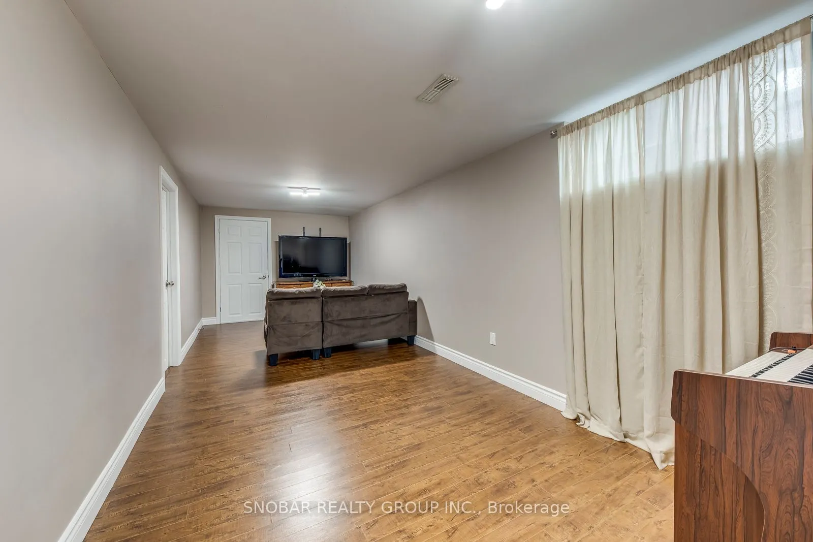 5 Earldown Drive