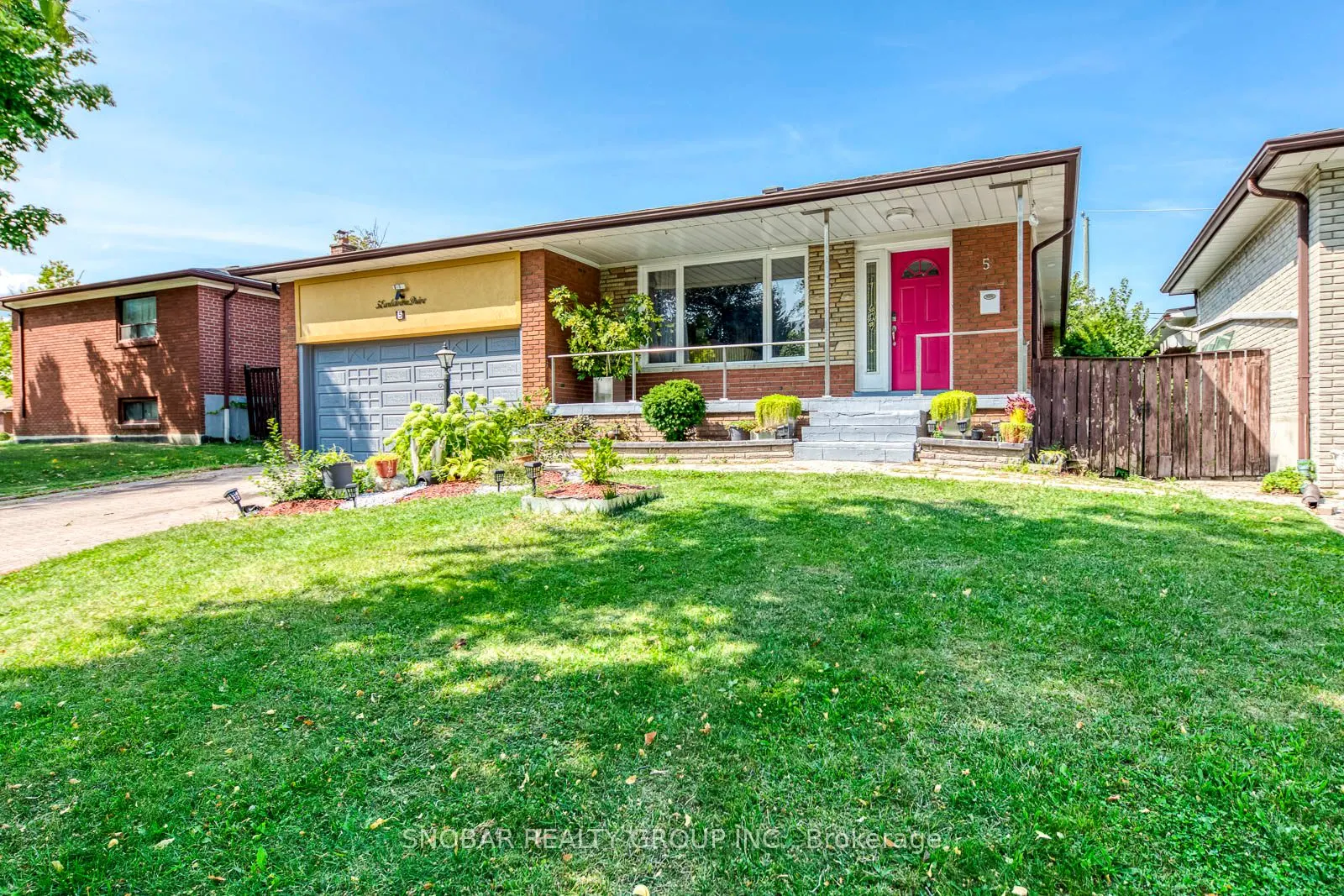 5 Earldown Drive