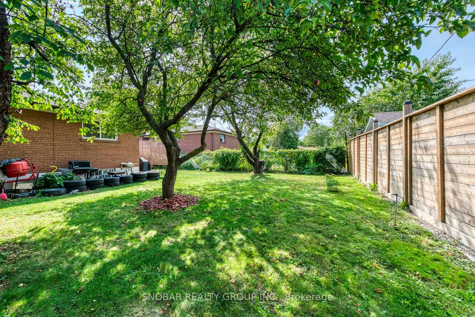 5 Earldown Drive