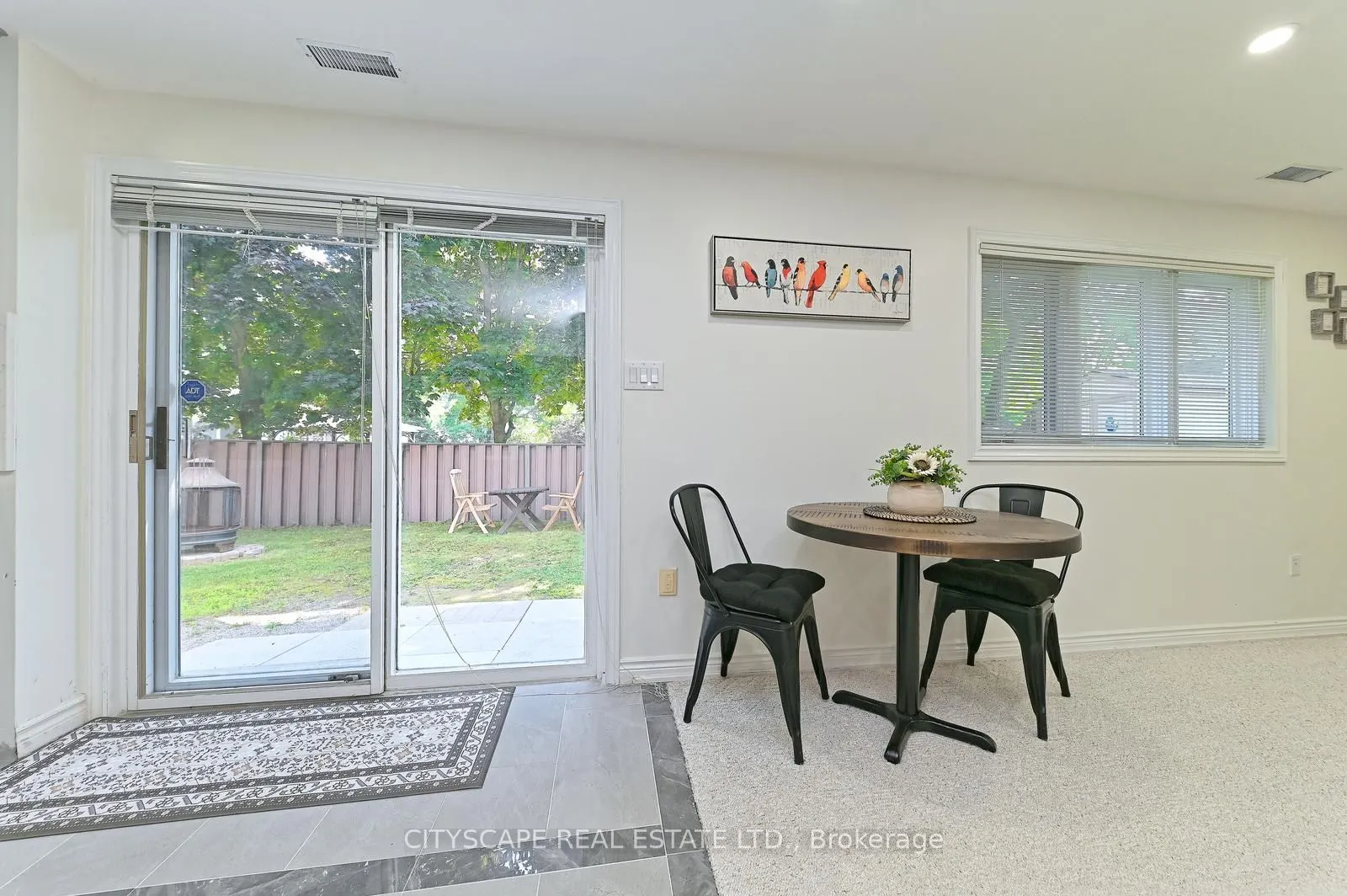 354 Plains Road W