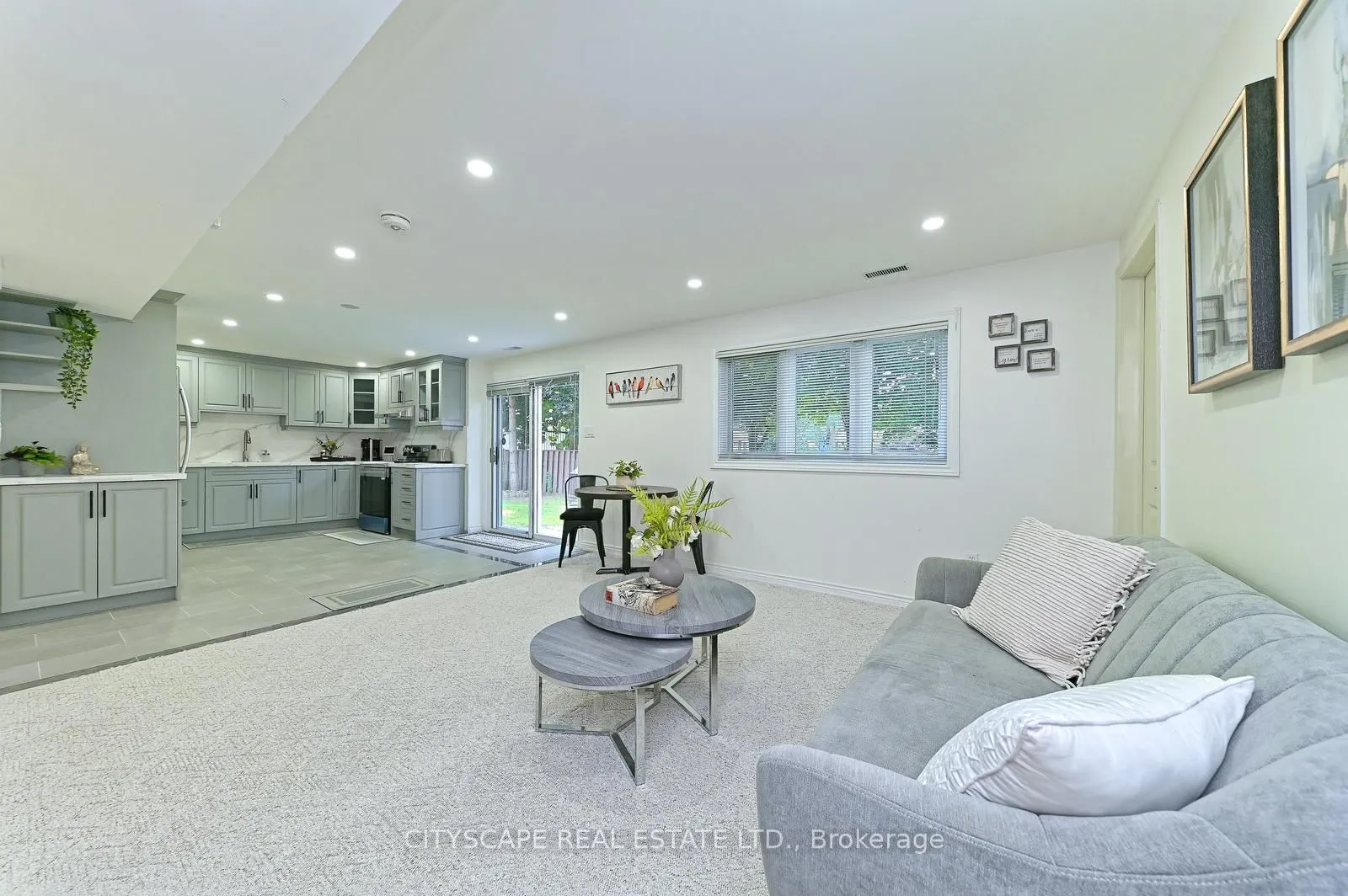 354 Plains Road W