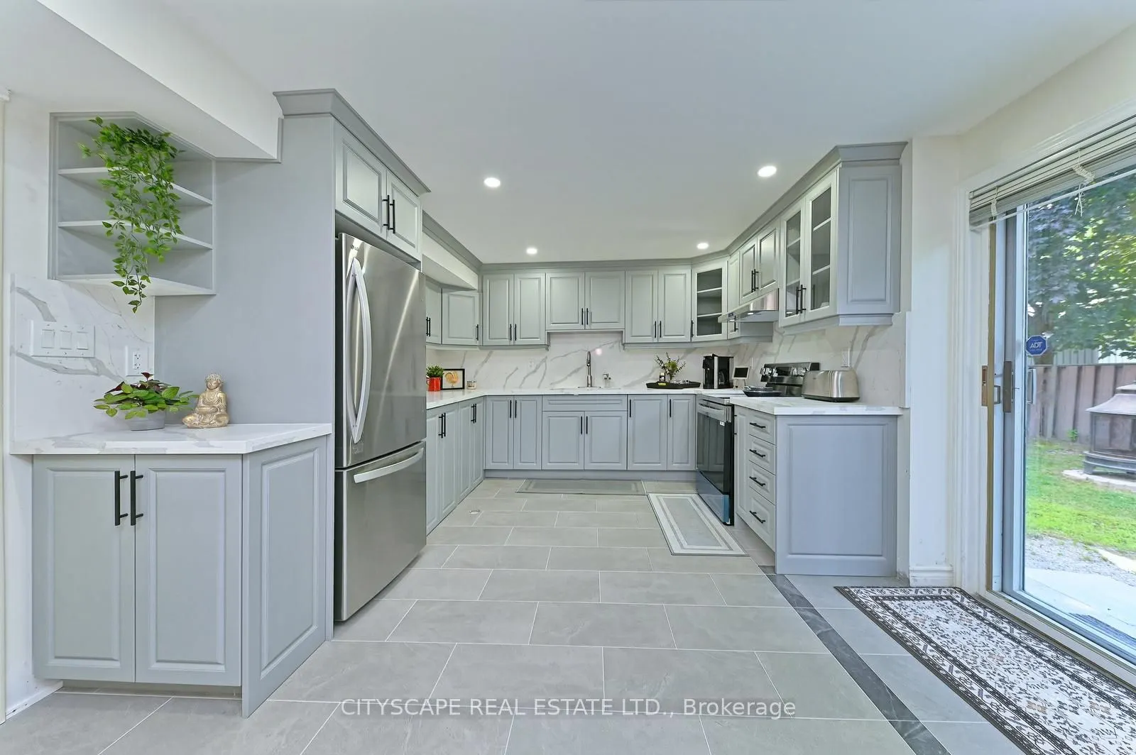 354 Plains Road W