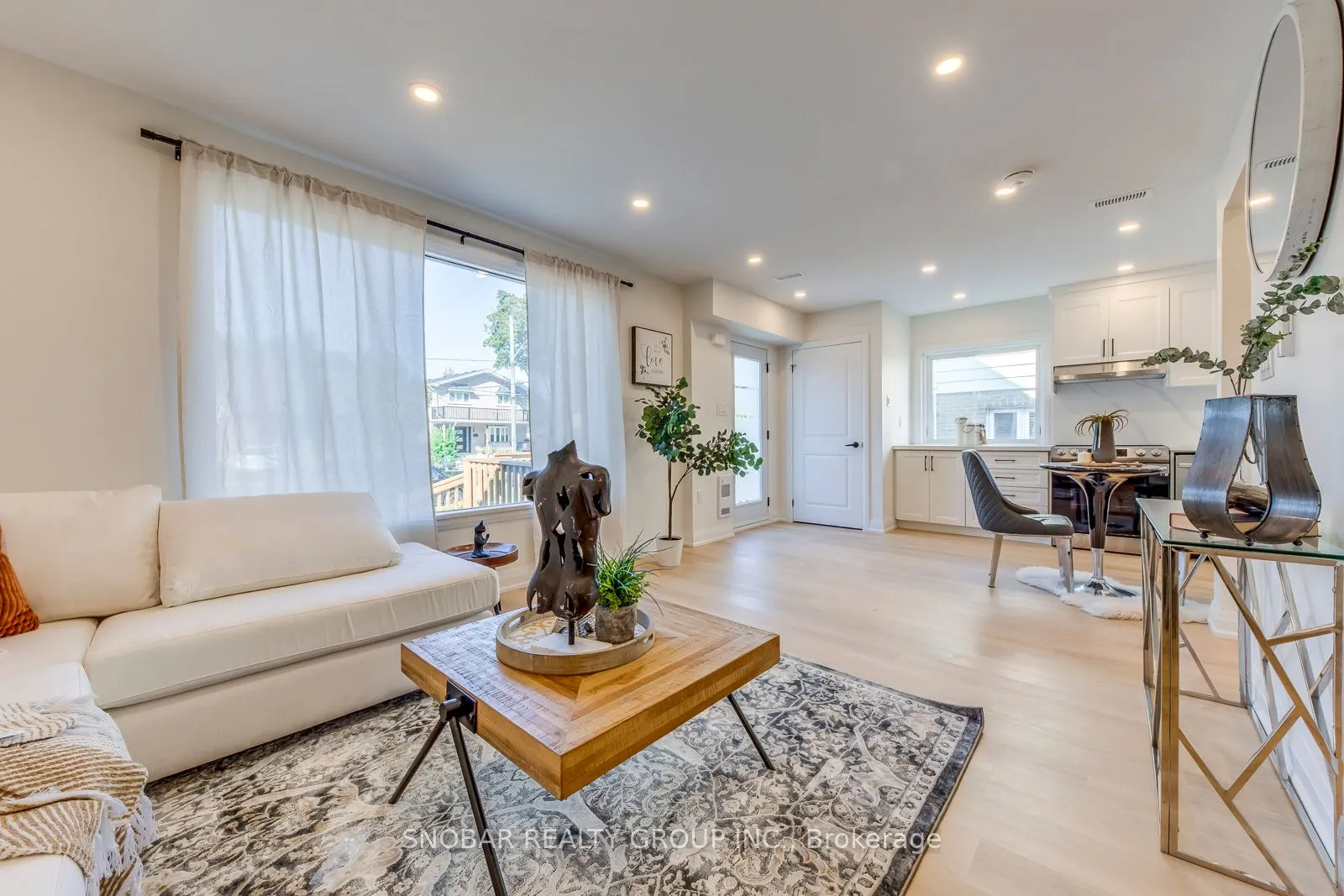9 Berry Creek Drive