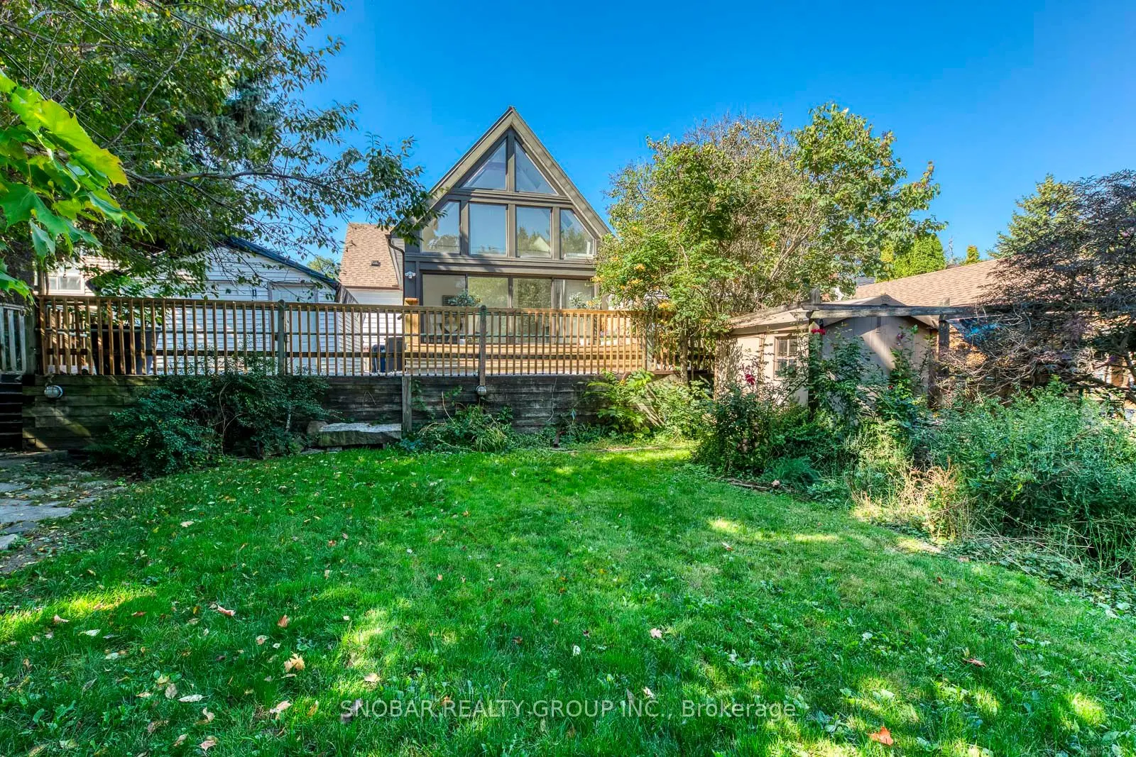 9 Berry Creek Drive
